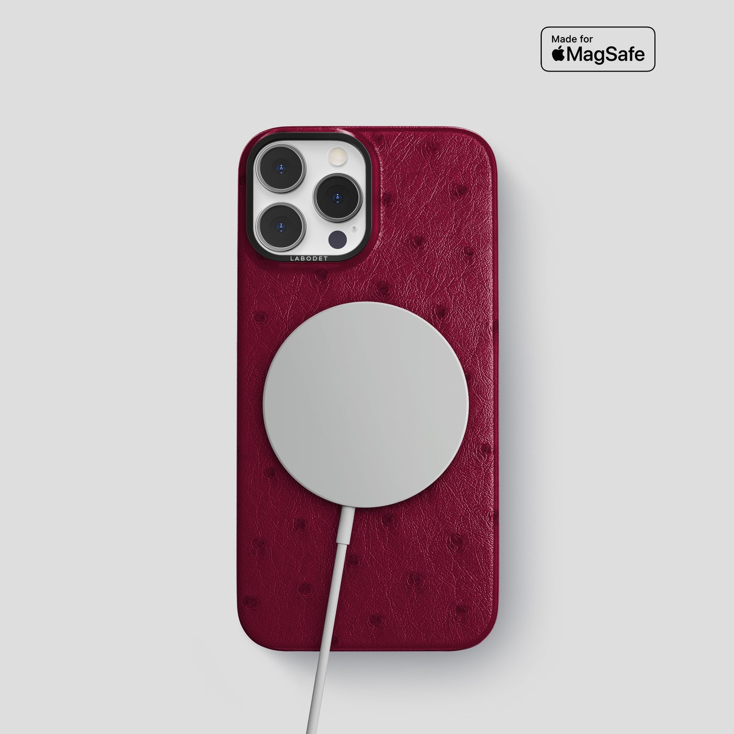 Bordeaux iPhone 15 Pro Classic Case Ostrich with Black Metal -4 | Bordeaux-Black