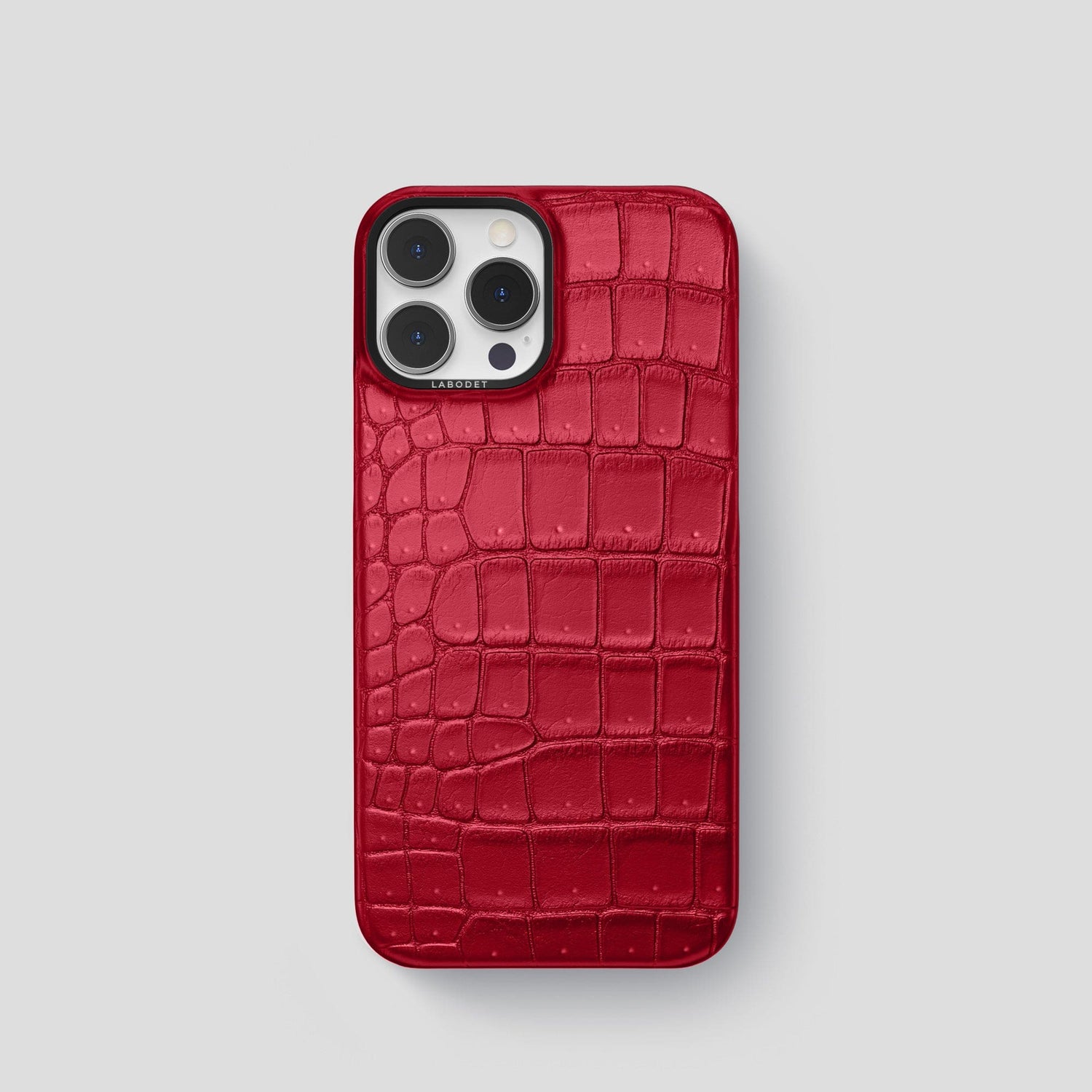 Burgundy iPhone 15 Pro Classic Case Porosus Crocodile with Black Metal -1 | Burgundy-Black