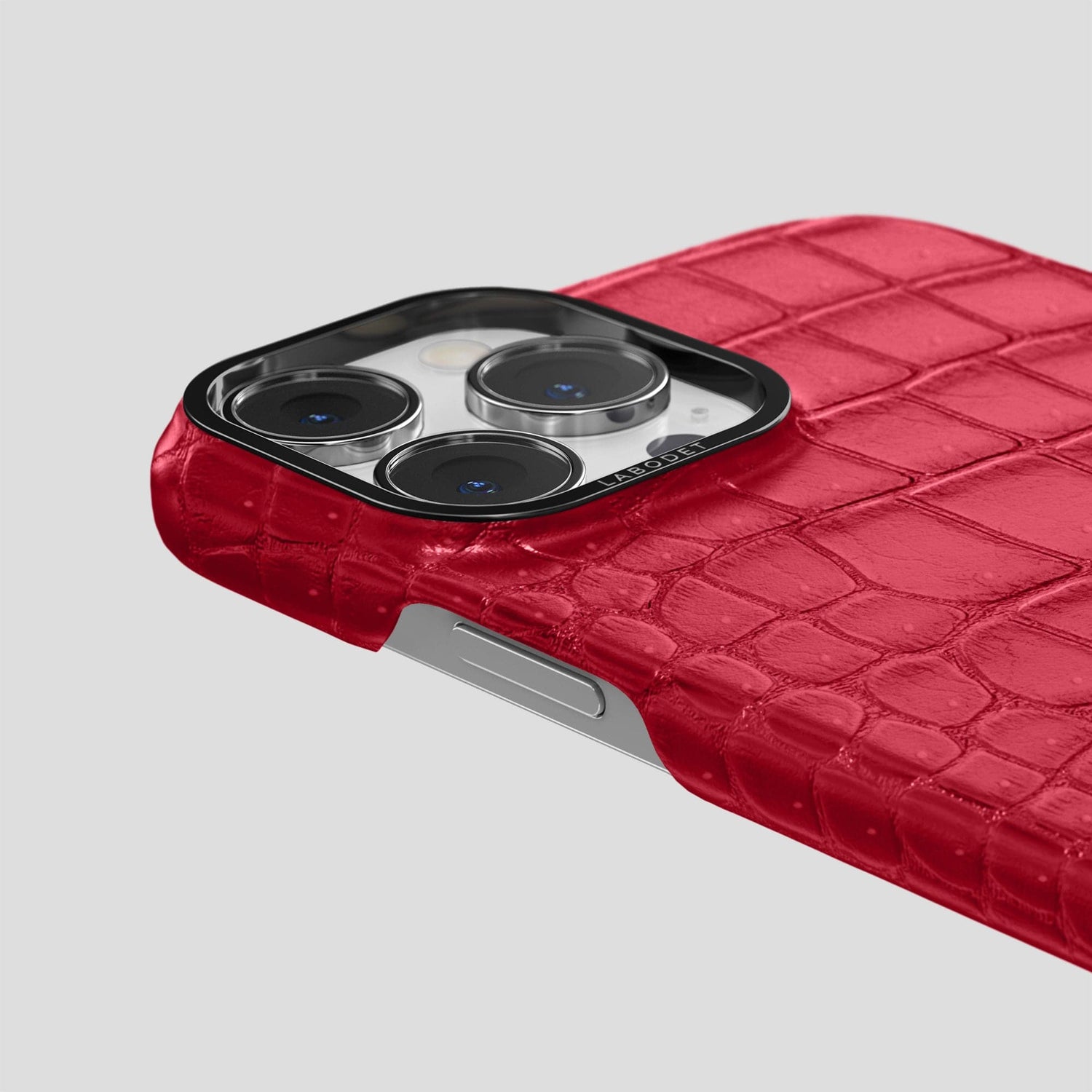 Burgundy iPhone 15 Pro Classic Case Porosus Crocodile with Black Metal -6 | Burgundy-Black