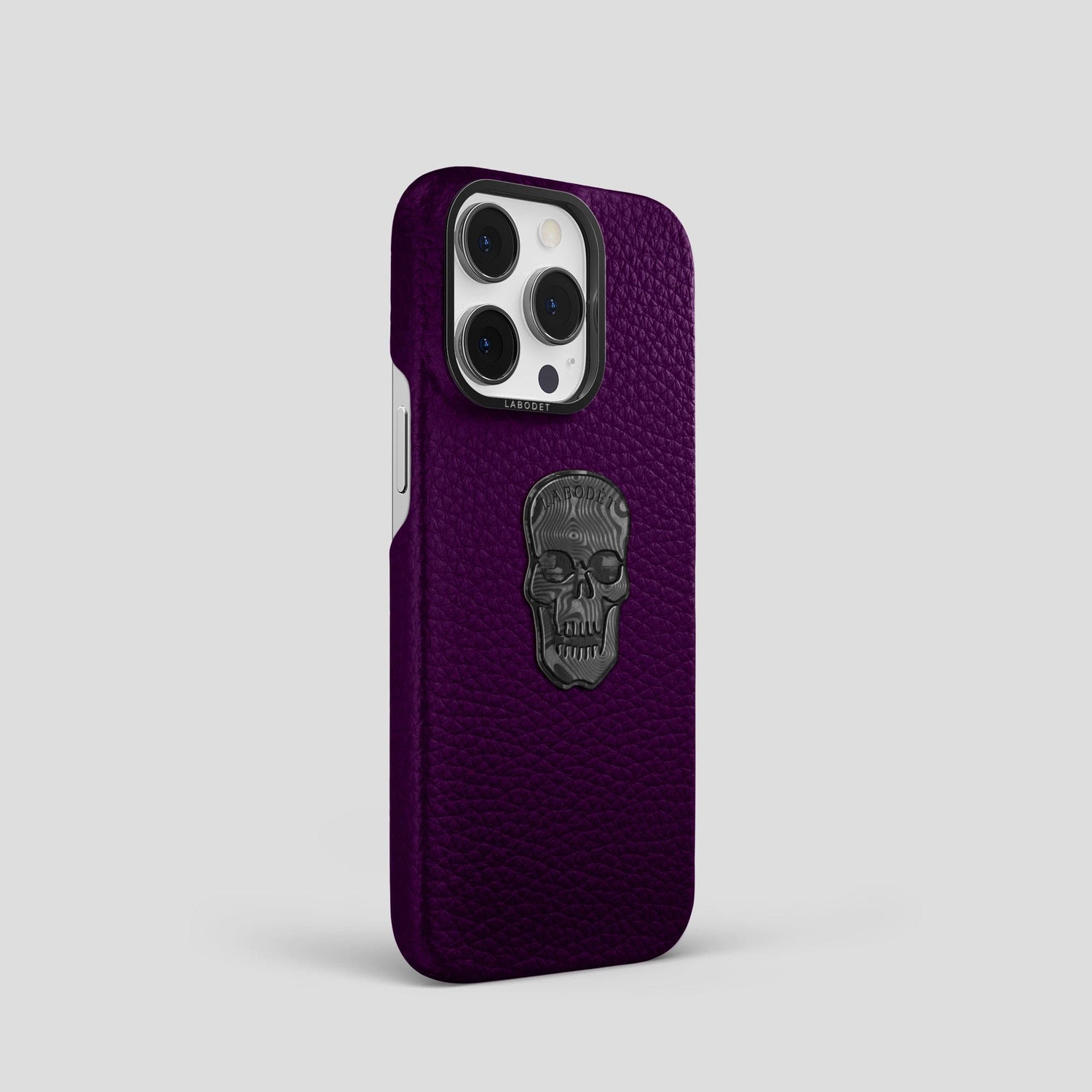 Violet iPhone 15 Pro Classic Case Calf with Black Metal -2 | Violet-Black