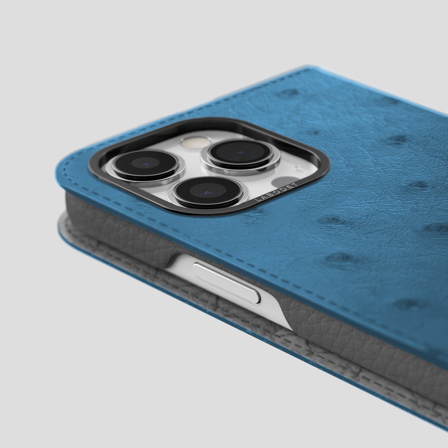 Blue-Jeans iPhone 14 Pro Folio Case Ostrich with Black Metal -5 | Blue-Jeans-Black