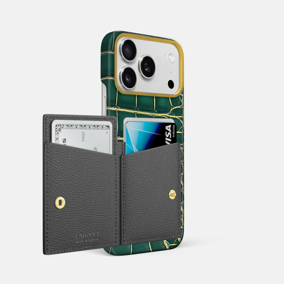 Bi-Fold Case For iPhone 17 Pro Max In Patina Alligator -2 | Cambridge-Gold
