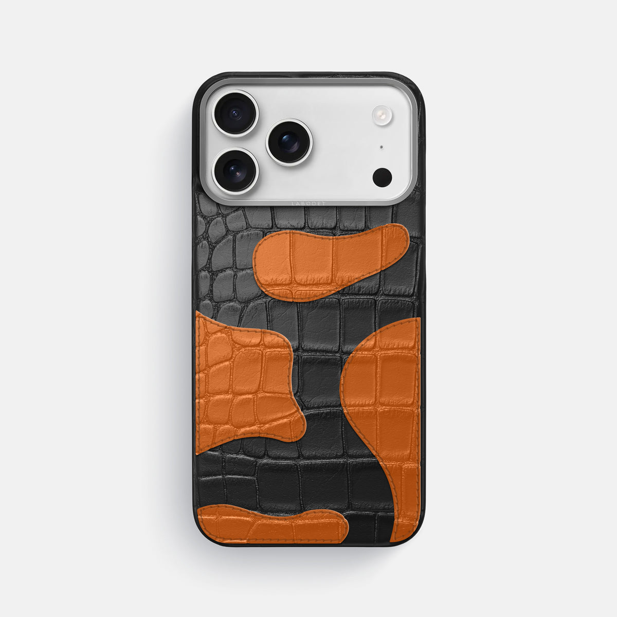 Black iPhone 17 Pro Max Camouflage Case In Alligator with Black Metal -1 | Black-Steel