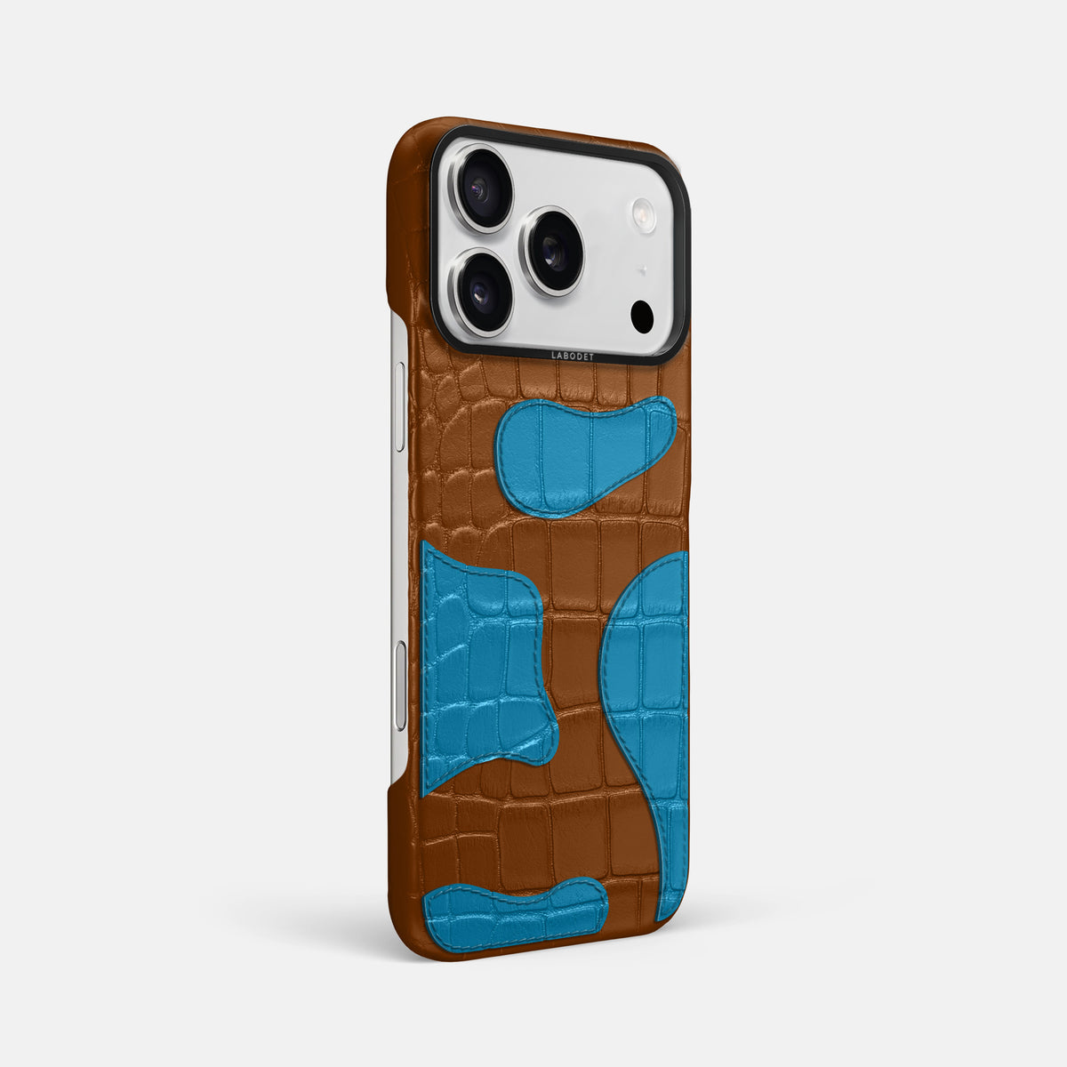 Honey iPhone 17 Pro Max Camouflage Case In Alligator with Black Metal -2 | Honey-Black
