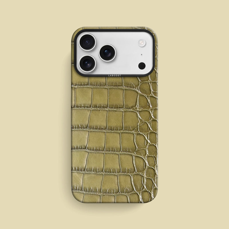 Pistachio iPhone 17 Pro Max Classic Case 1/1 Alligator with Black Metal-1 | Pistachio-Black