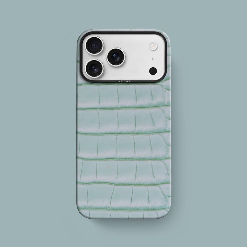 Mint-Gum iPhone 17 Pro Max Classic Case 1/1 Alligator with Black Metal -1 | Mint-Gum-Black