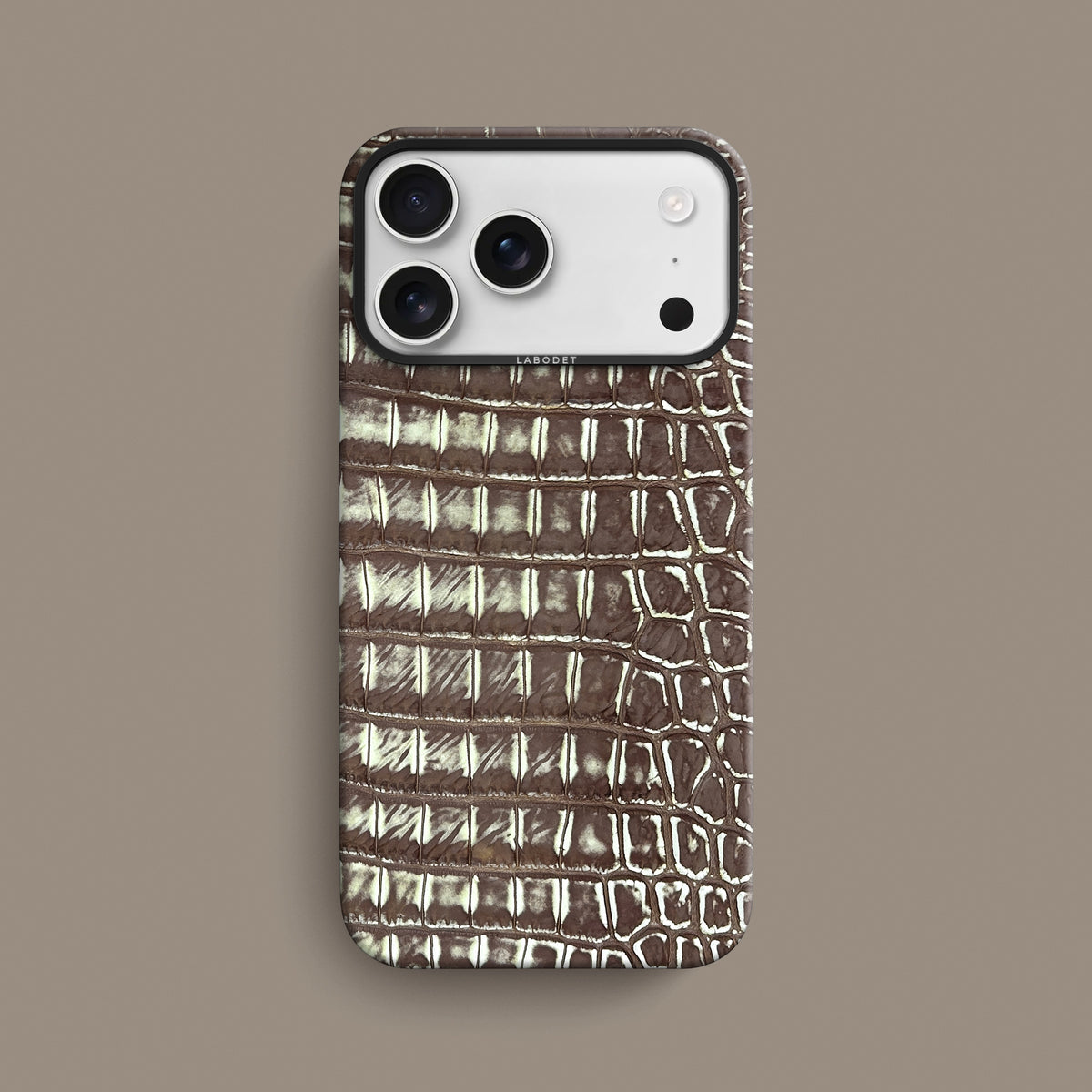 Ivory-Chocolate iPhone 18 Pro Max Classic Case 1/1 Alligator with Black Metal-1 | Ivory-Chocolate-Black