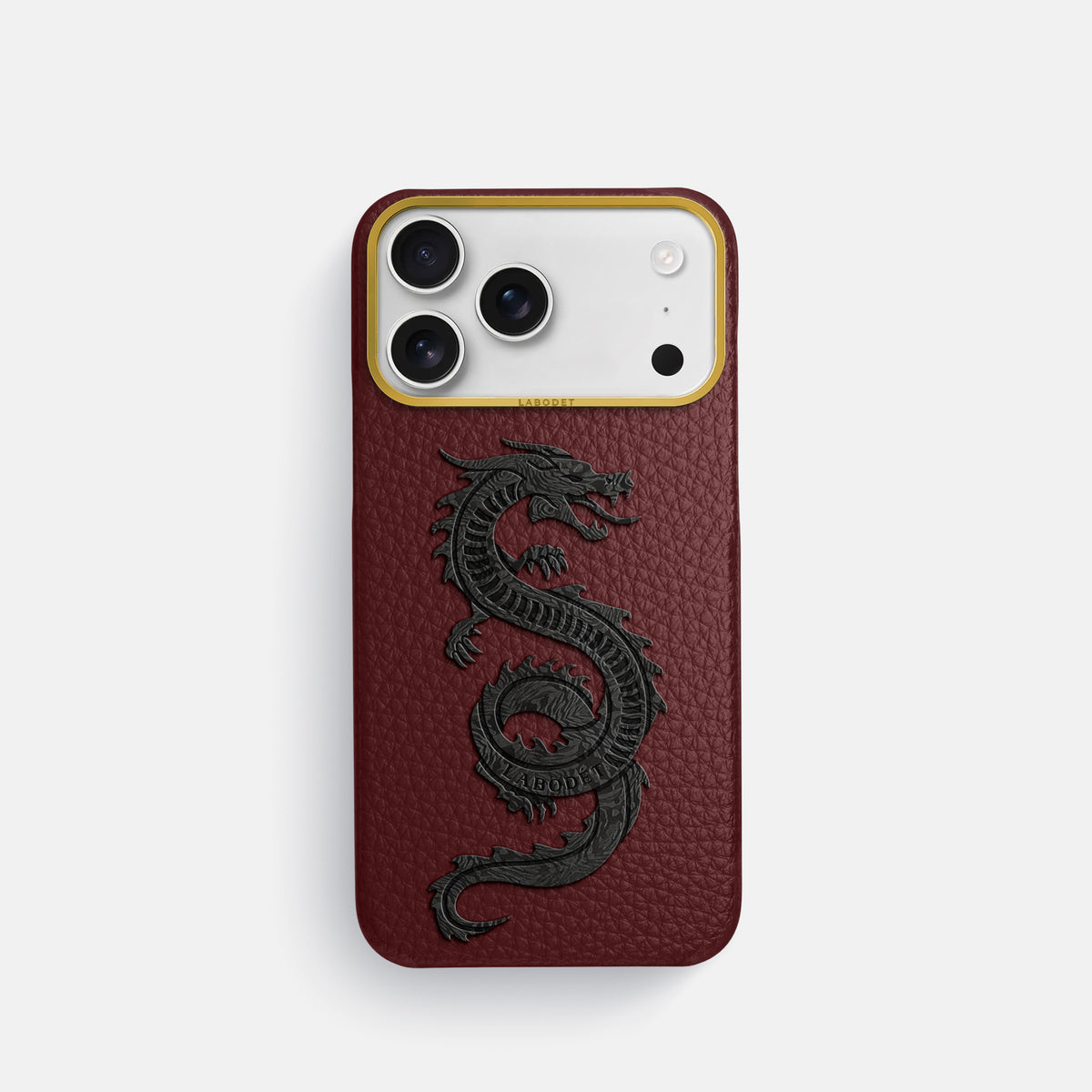 Classic Case With Carbon Dragon For iPhone 17 Pro In Calf -1 | Bordeaux-Gold