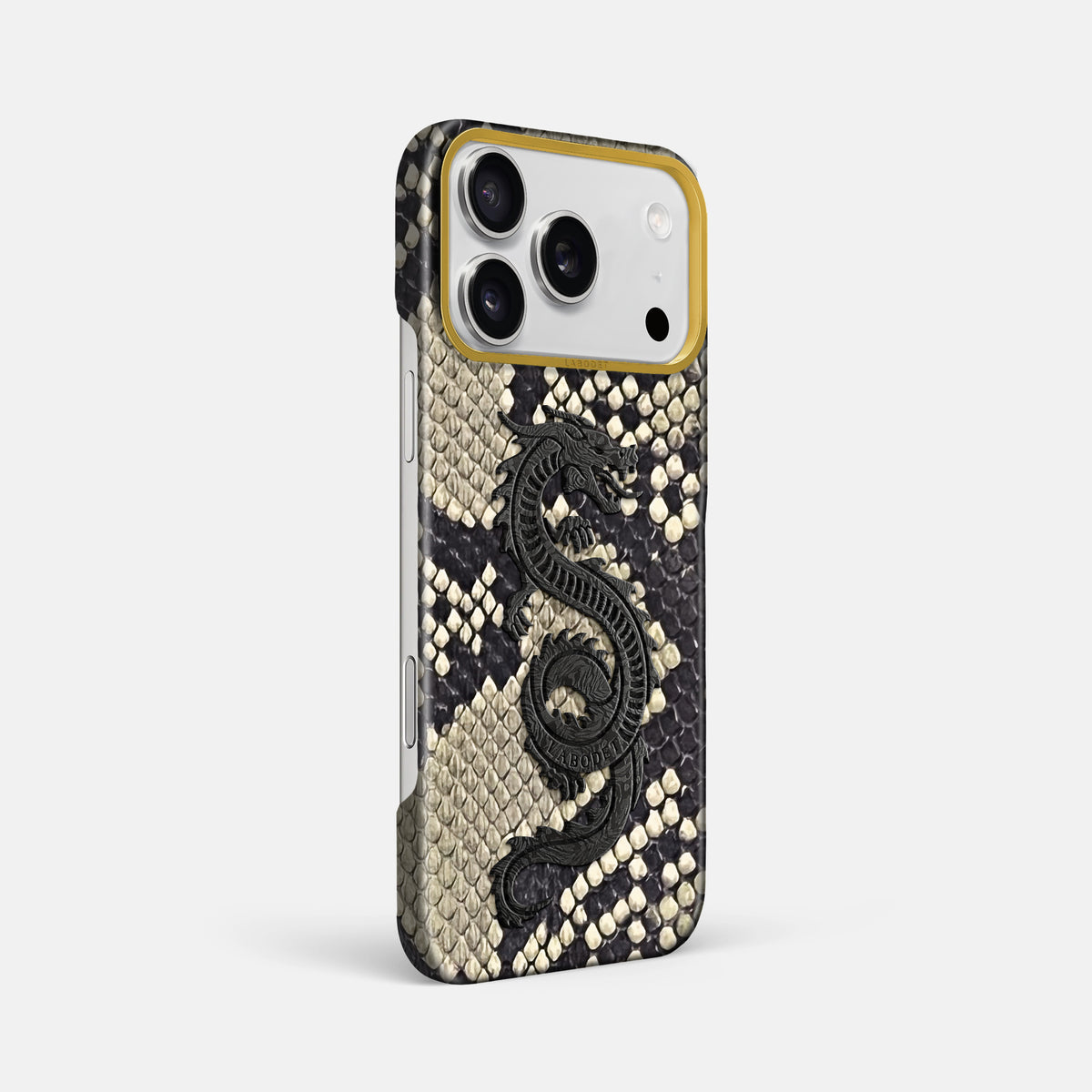 Classic Case With Carbon Dragon For iPhone 17 Pro Max In Deluxe Python -2 | Savannah-Gold