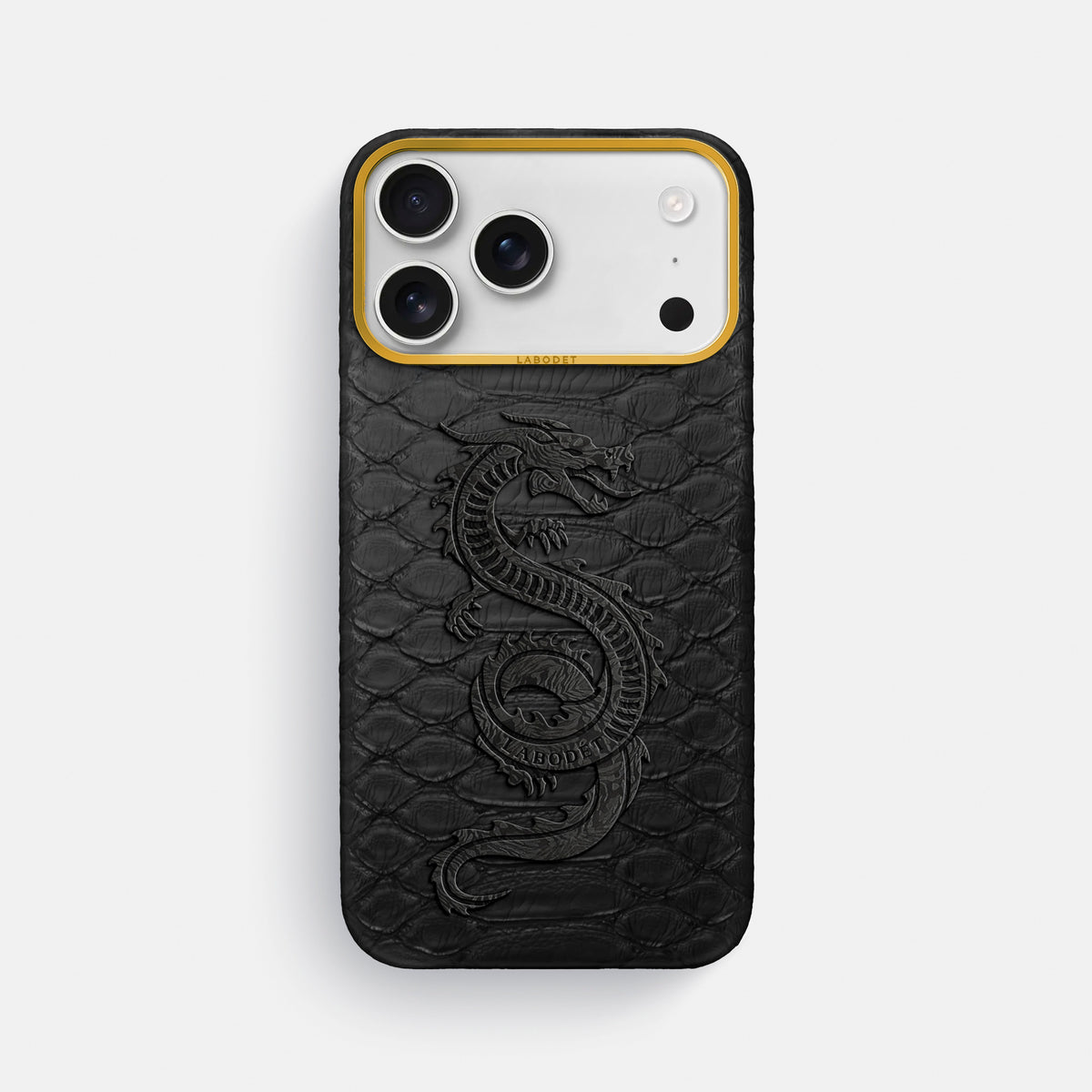 Classic Case With Carbon Dragon For iPhone 17 Pro Max In Python -1 | Black-Gold