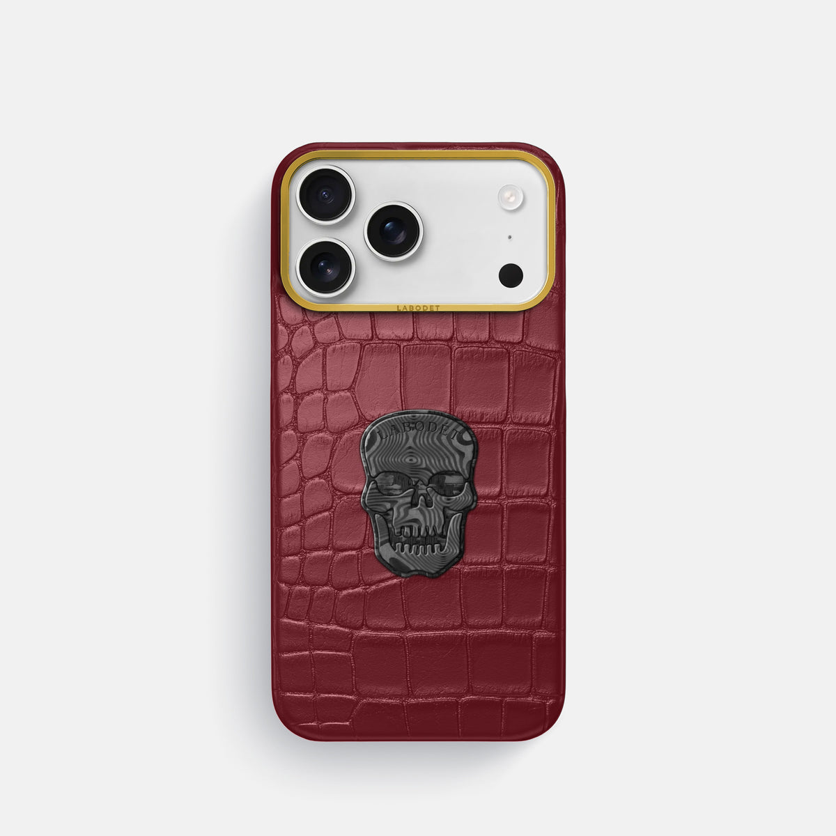 Classic Case With Carbon Skull For iPhone 17 Pro In Alligator -1 | Burgundy-Gold