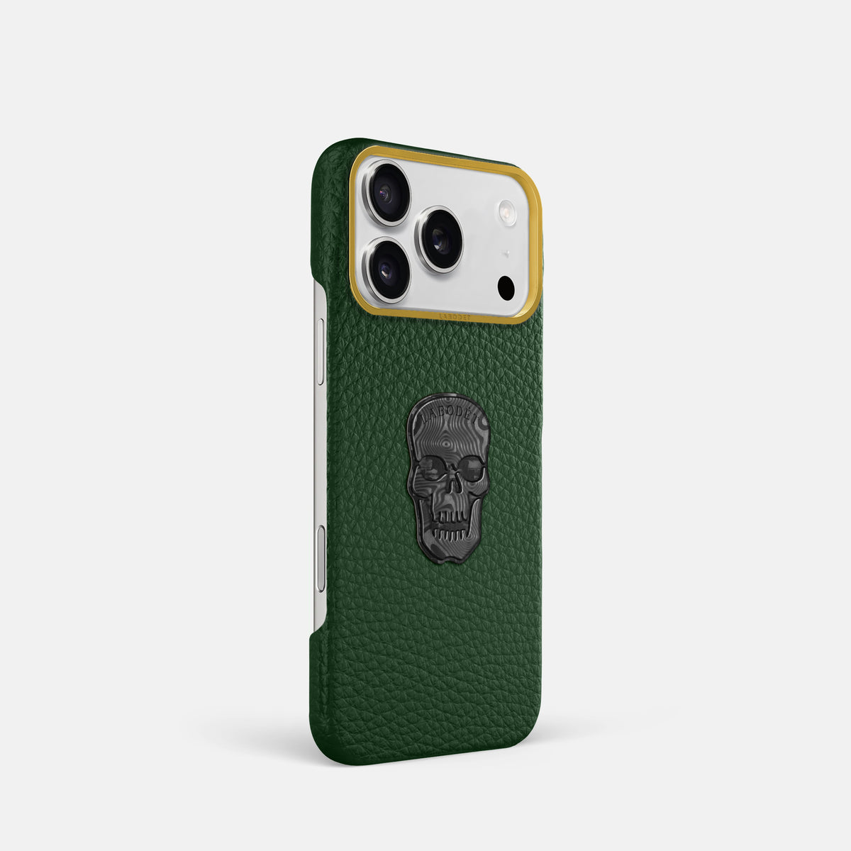 Classic Case With Carbon Skull For iPhone 17 Pro In Calf -2 | Dark-Green-Gold