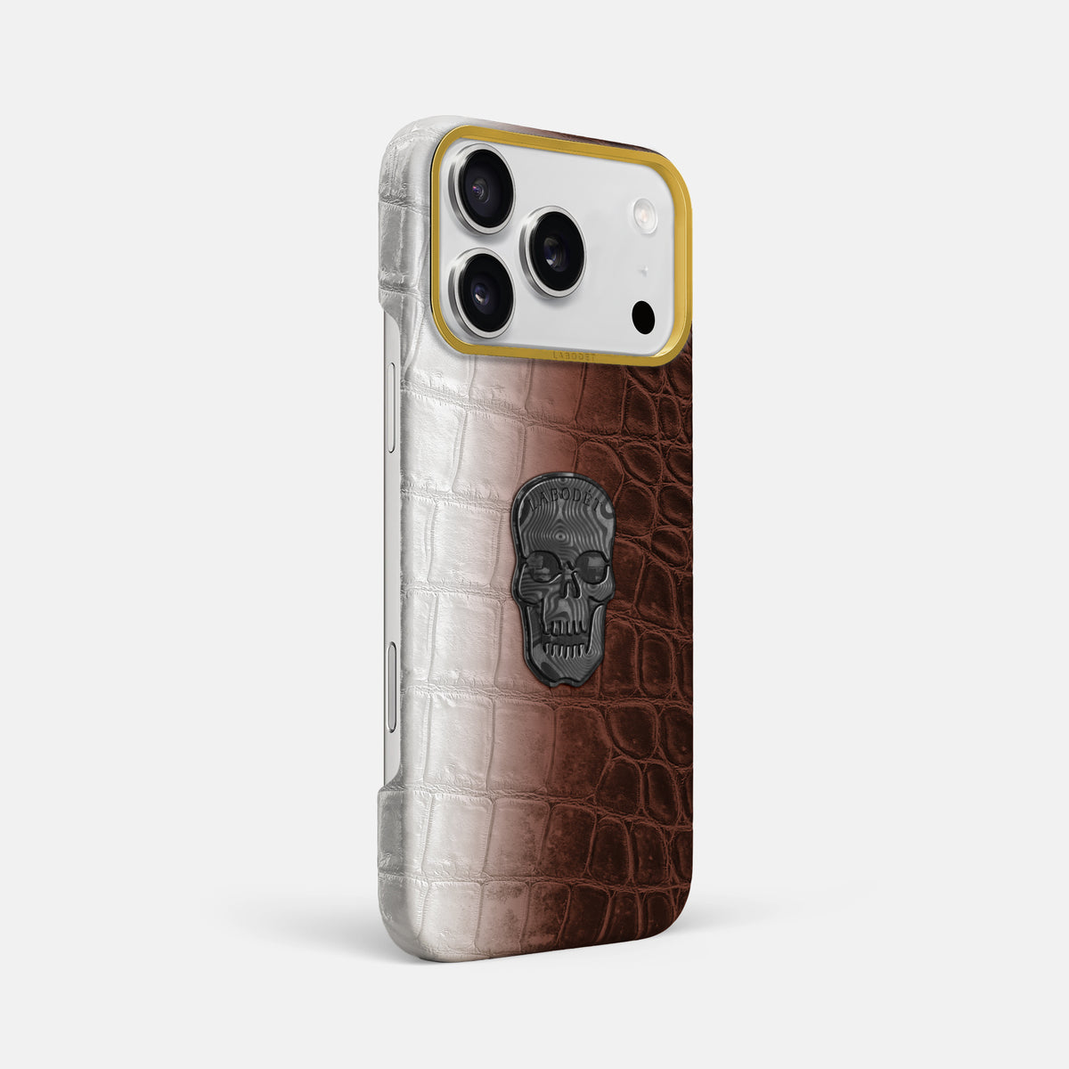Classic Case With Carbon Skull For iPhone 17 Pro Max In Himalayan Crocodile -2 | Dark-Brown-Gold