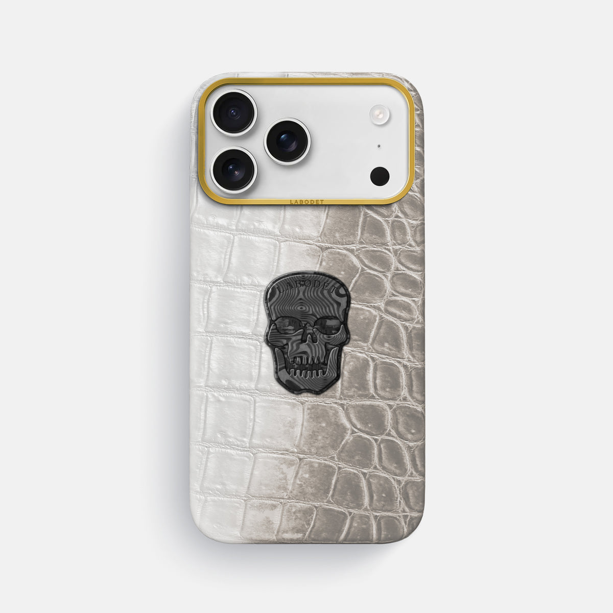 Classic Case With Carbon Skull For iPhone 17 Pro Max In Himalayan Crocodile -1 | Grey-Gold