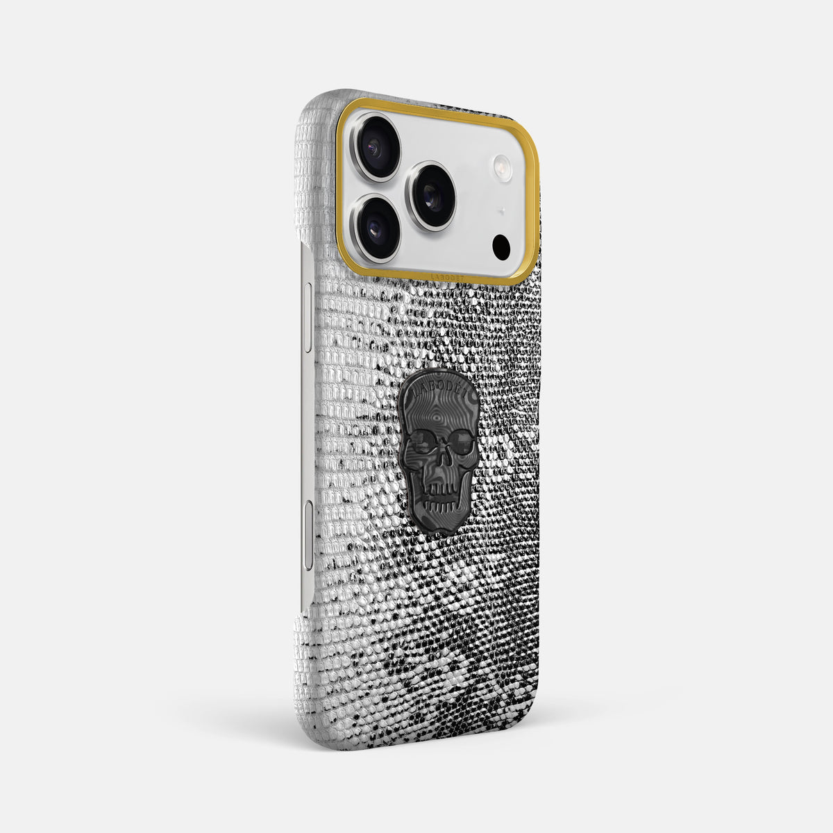 Classic Case With Carbon Skull For iPhone 17 Pro Max In Himalayan Lizard -2 | Dark-Gold