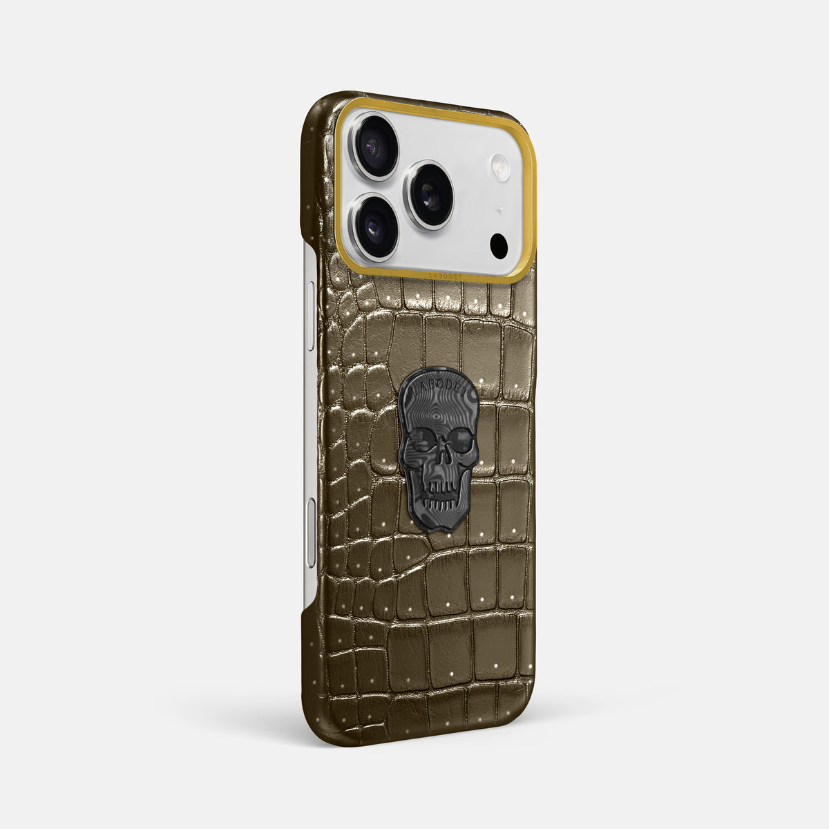 Classic Case With Carbon Skull For iPhone 17 Pro Max In Porosus Crocodile -2 | Bronze-Gold