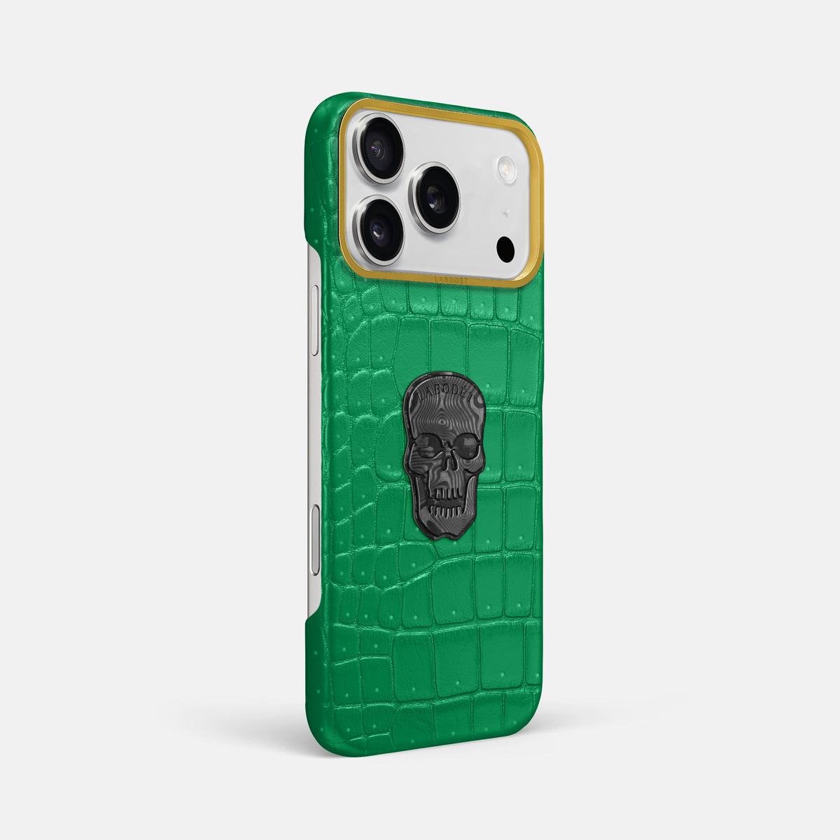 Classic Case With Carbon Skull For iPhone 17 Pro Max In Porosus Crocodile -2 | Cactus-Green-Gold