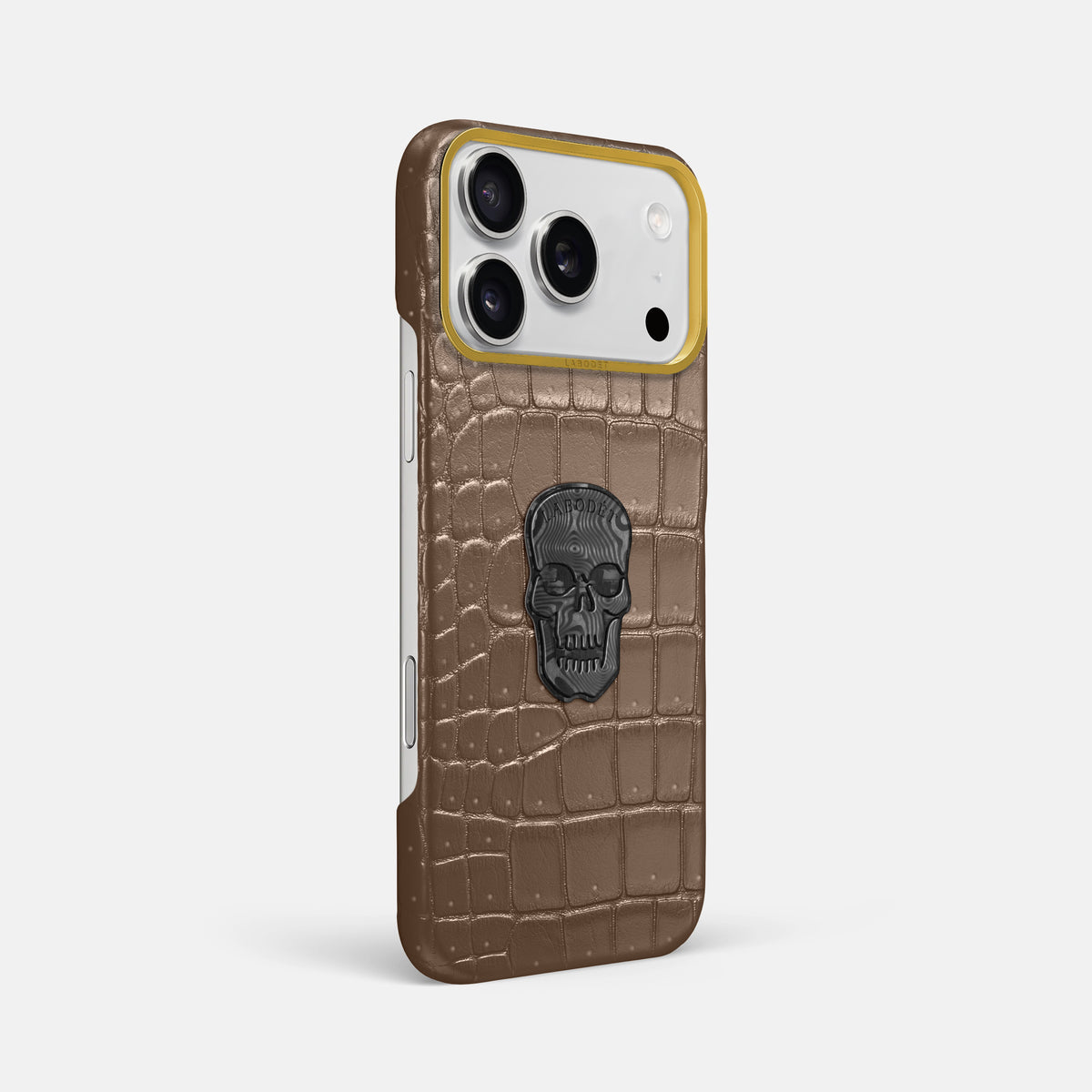 Classic Case With Carbon Skull For iPhone 17 Pro Max In Porosus Crocodile -2 | Fur-Brown-Gold