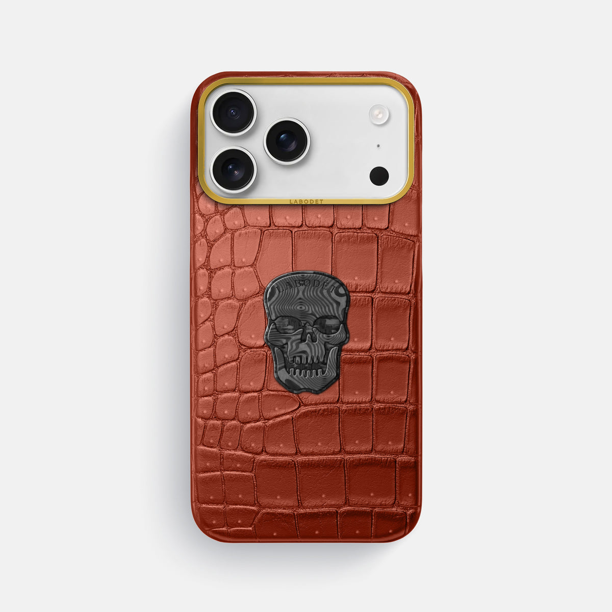 Classic Case With Carbon Skull For iPhone 17 Pro Max In Porosus Crocodile -1 | Nuts-Gold