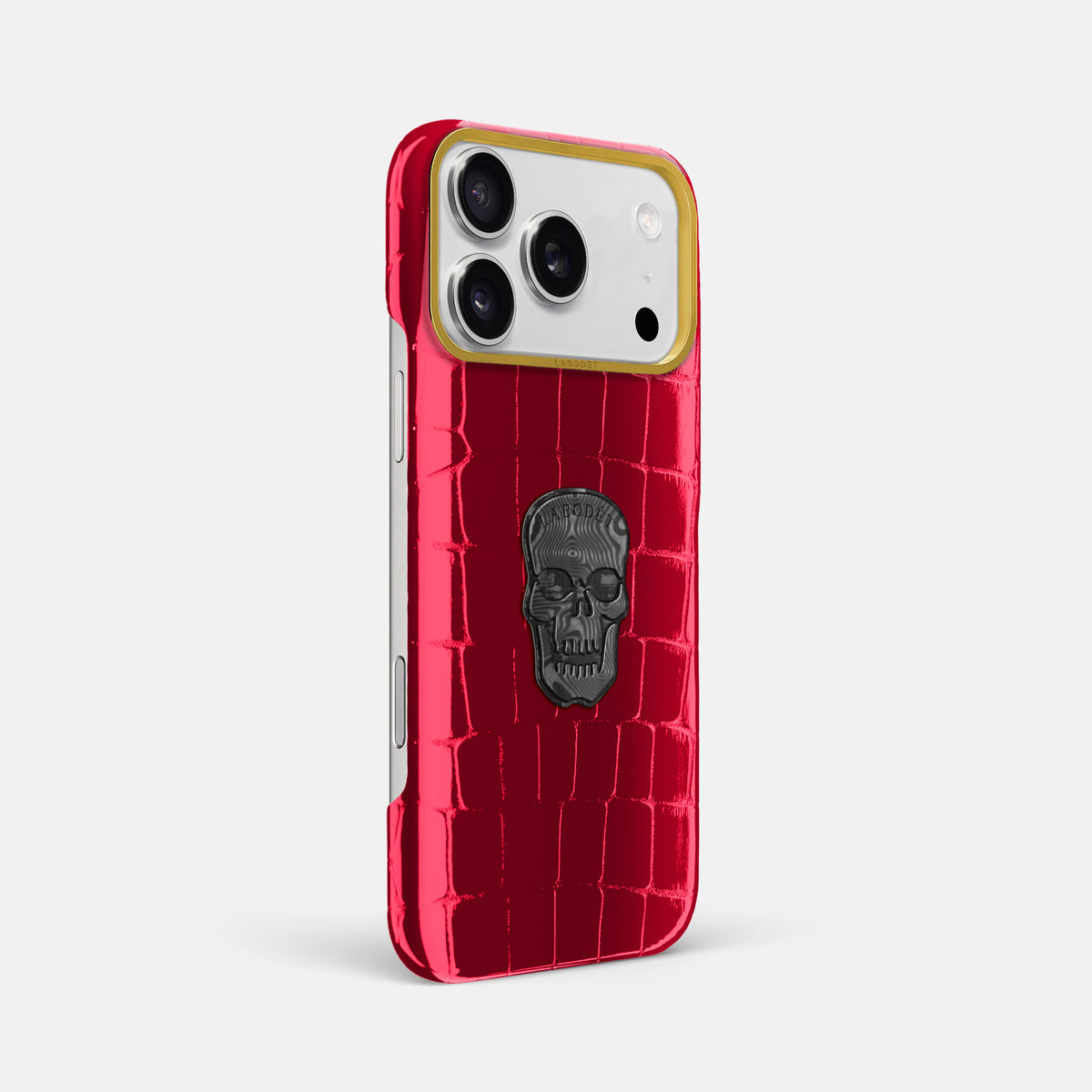 Classic Case With Carbon Skull For iPhone 17 Pro Max In Shiny Alligator -2 | Cherry-Gold