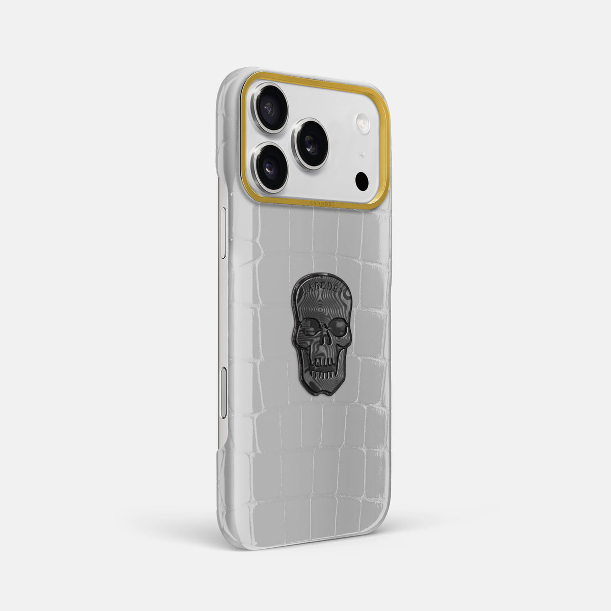 Classic Case With Carbon Skull For iPhone 17 Pro Max In Shiny Alligator -2 | White-Gold