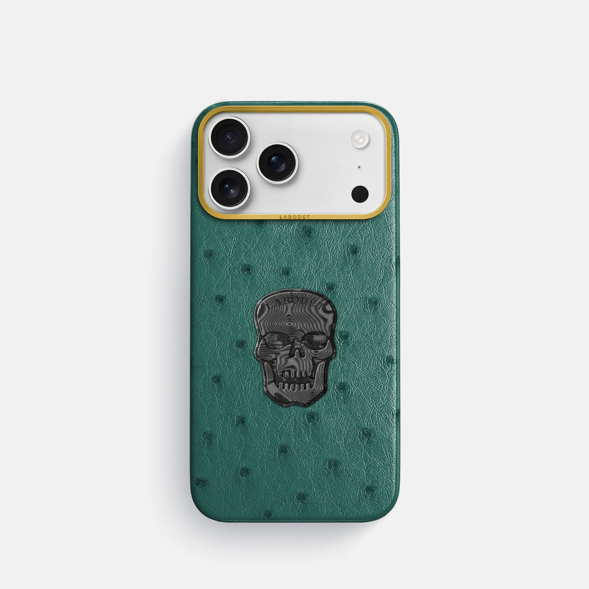 Classic Case With Carbon Skull For iPhone 17 Pro In Ostrich -1 | Forest-Green-Gold