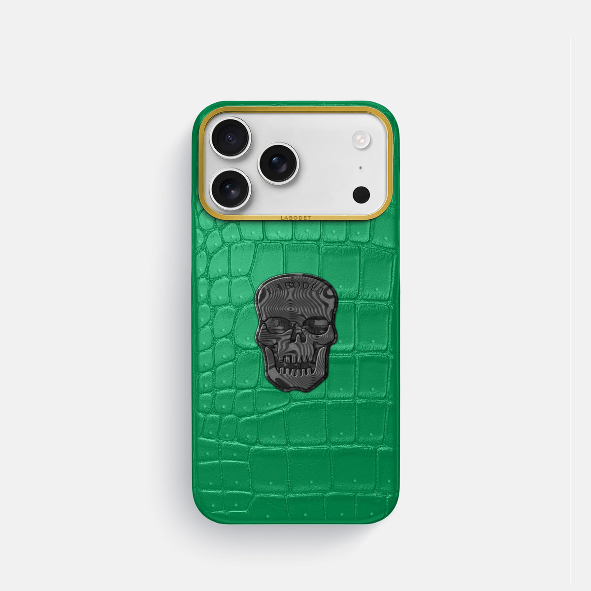 Classic Case With Carbon Skull For iPhone 17 Pro In Porosus Crocodile -1 | Cactus-Green-Gold