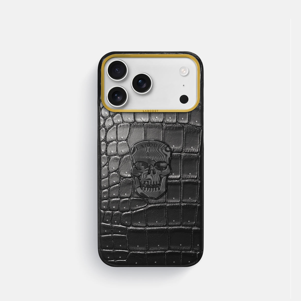 Classic Case With Carbon Skull For iPhone 17 Pro In Porosus Crocodile -1 | Shiny-Black-Gold