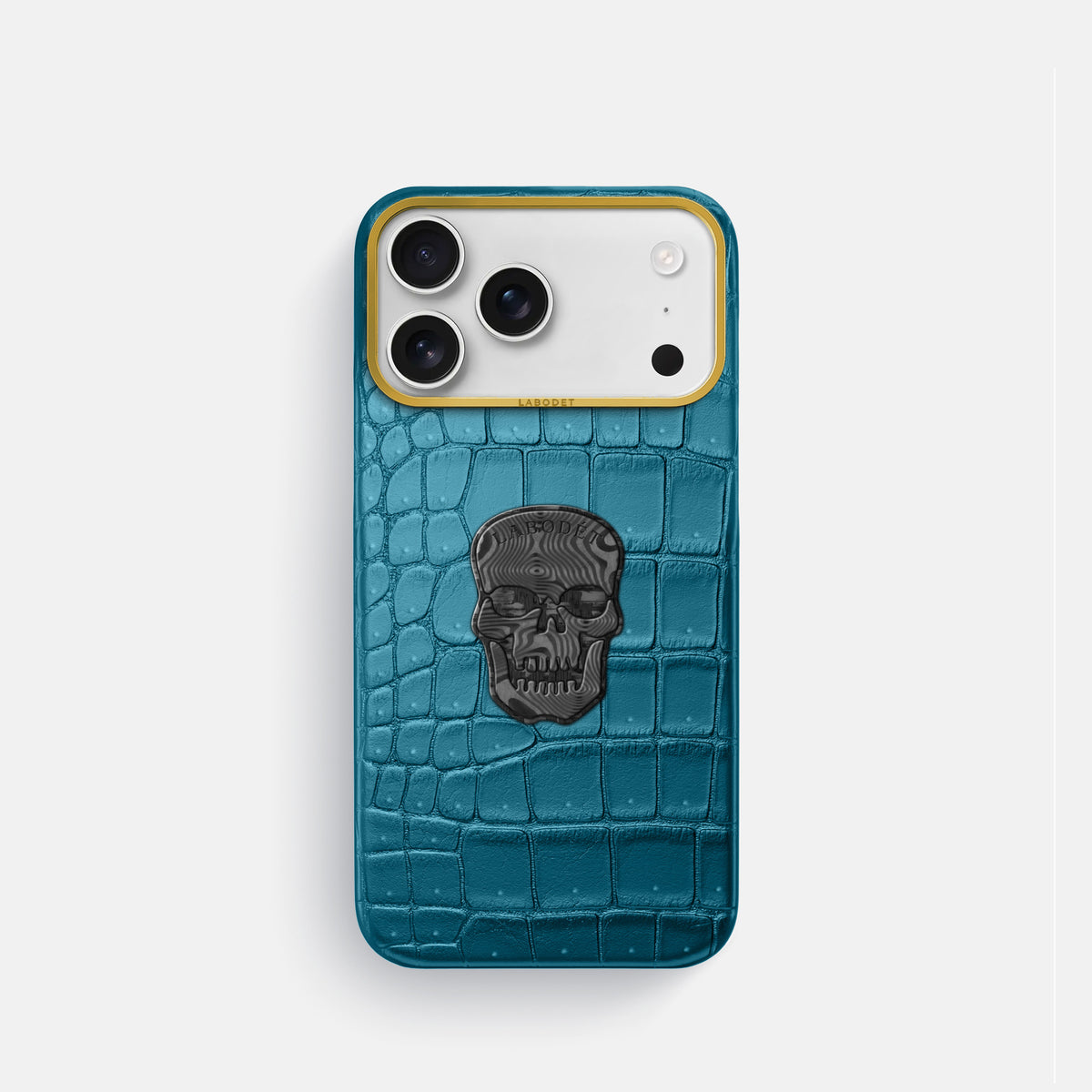 Classic Case With Carbon Skull For iPhone 17 Pro In Porosus Crocodile -1 | Turquoise-Gold