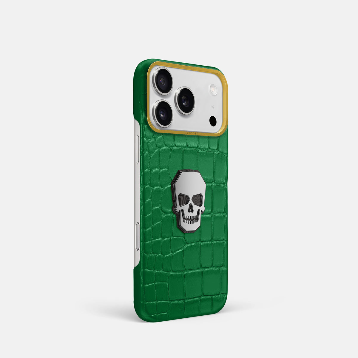 Classic Case With Titanium Skull For iPhone 17 Pro In Alligator -2 | Forest-Green-Gold