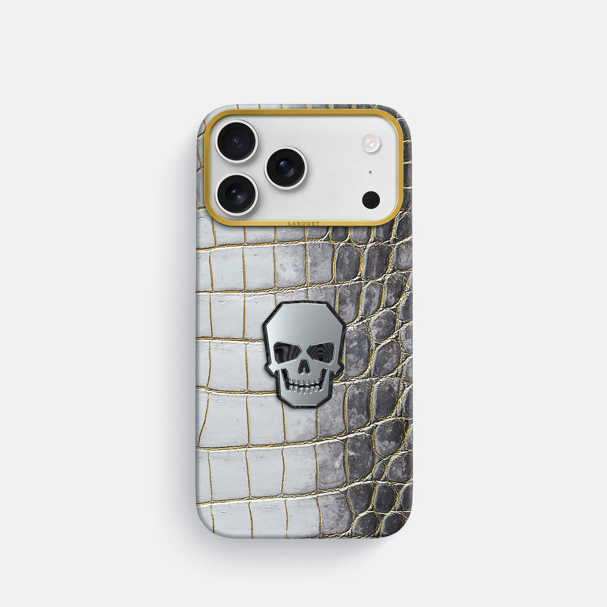 Classic Case With Titanium Skull For iPhone 17 Pro In Himalayan Crocodile -1 | Gold-Gold