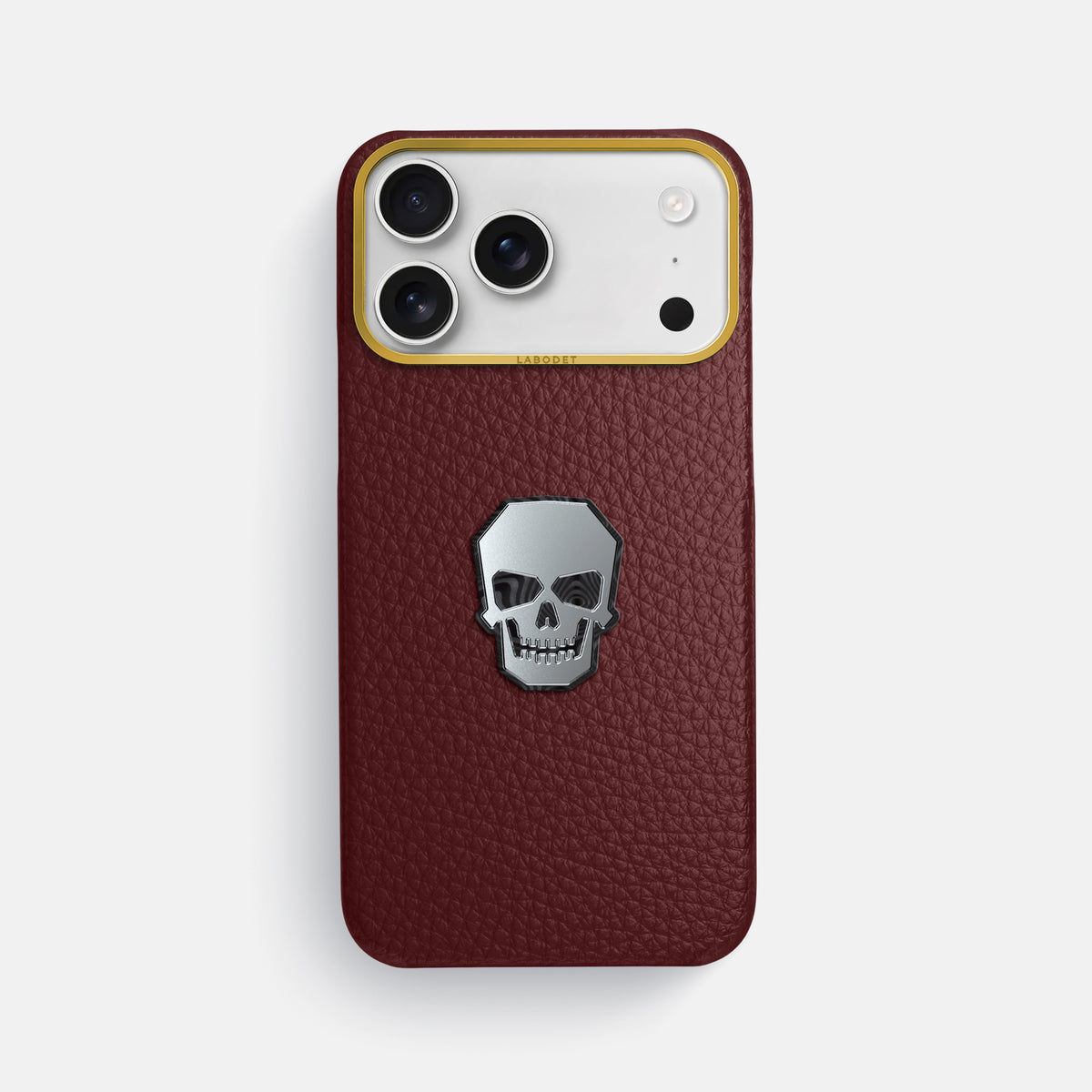 Classic Case With Titanium Skull For iPhone 17 Pro Max In Calf -1 | Bordeaux-Gold