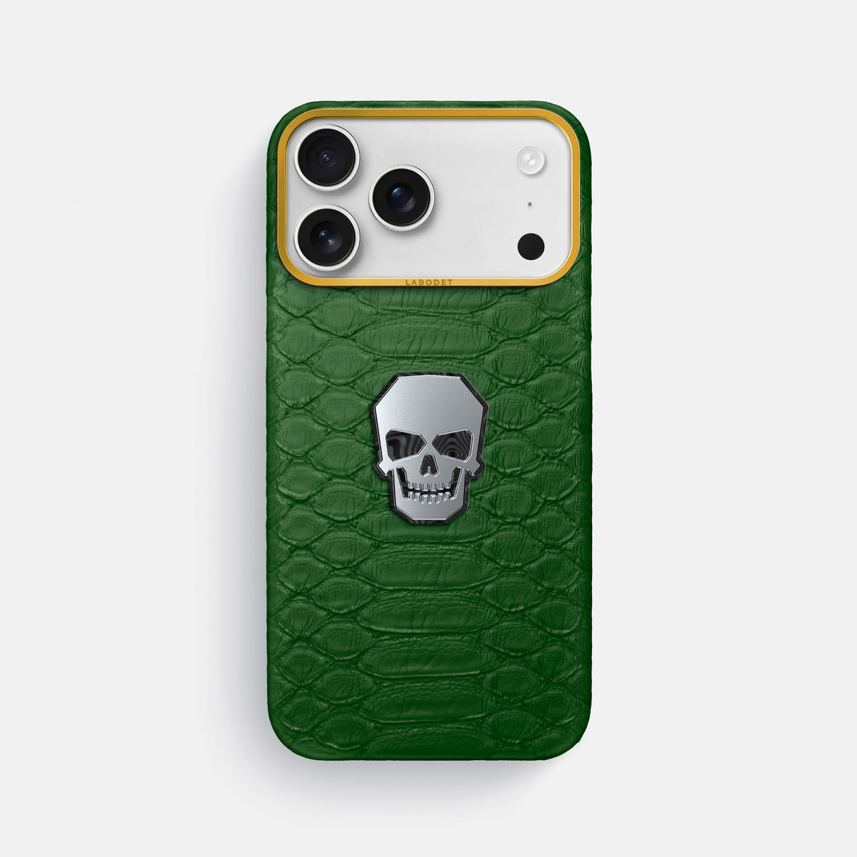 Classic Case With Titanium Skull For iPhone 17 Pro Max In Python -1 | Green-Gold