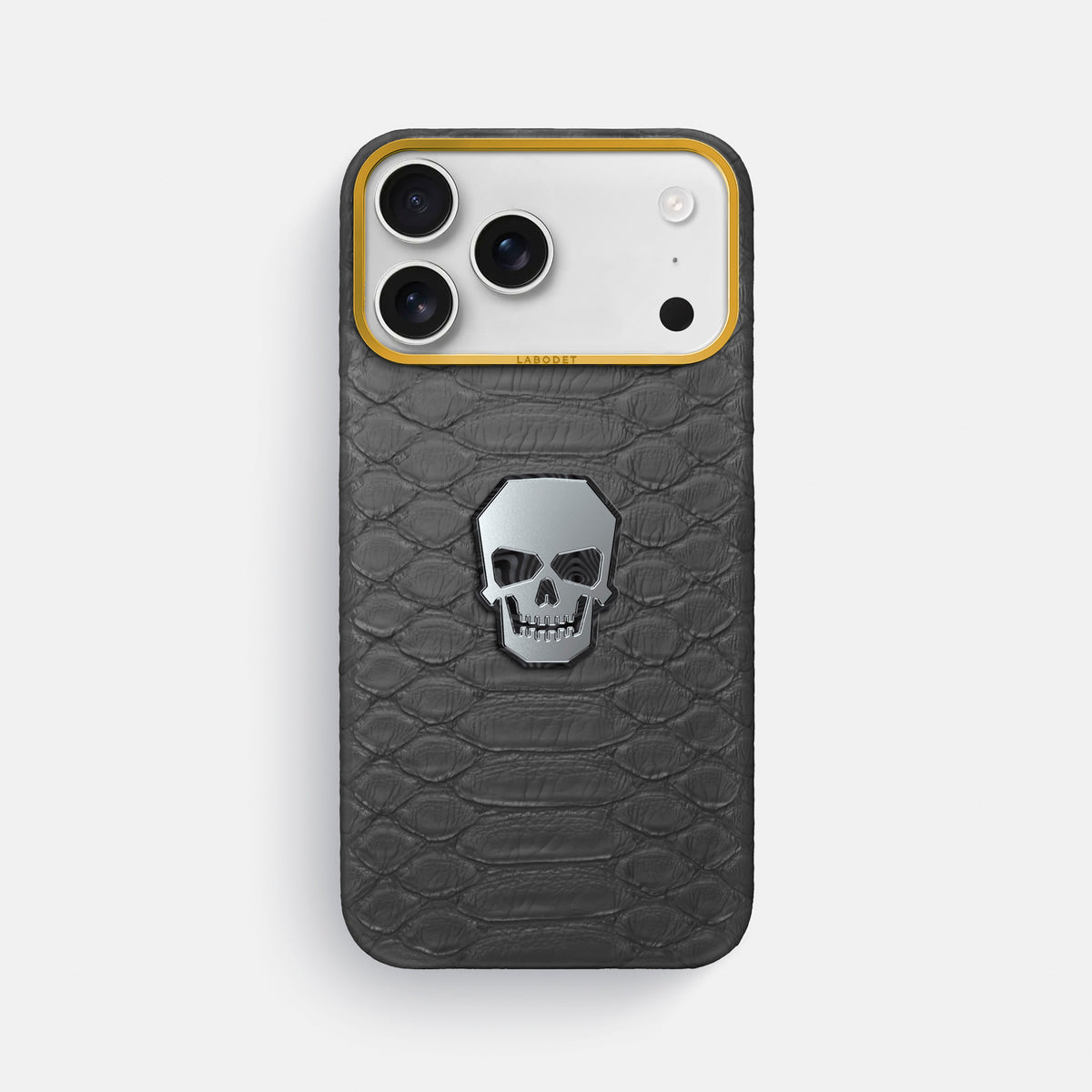 Classic Case With Titanium Skull For iPhone 17 Pro Max In Python -1 | Grey-Gold