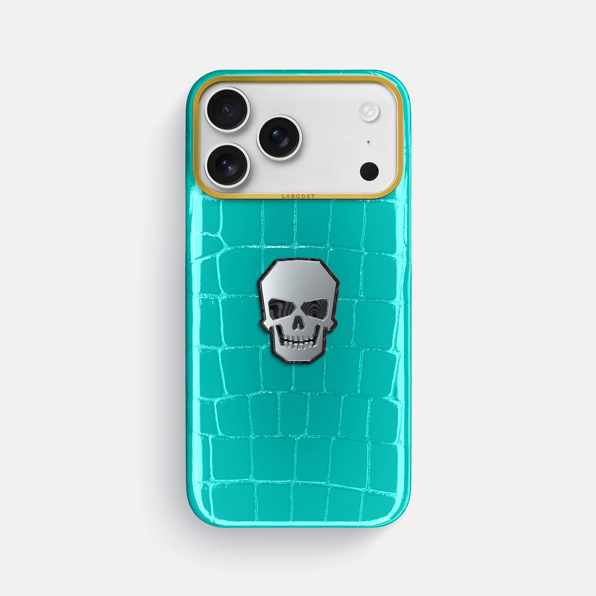 Classic Case With Titanium Skull For iPhone 17 Pro Max In Shiny Alligator -1 | Mint-Gold