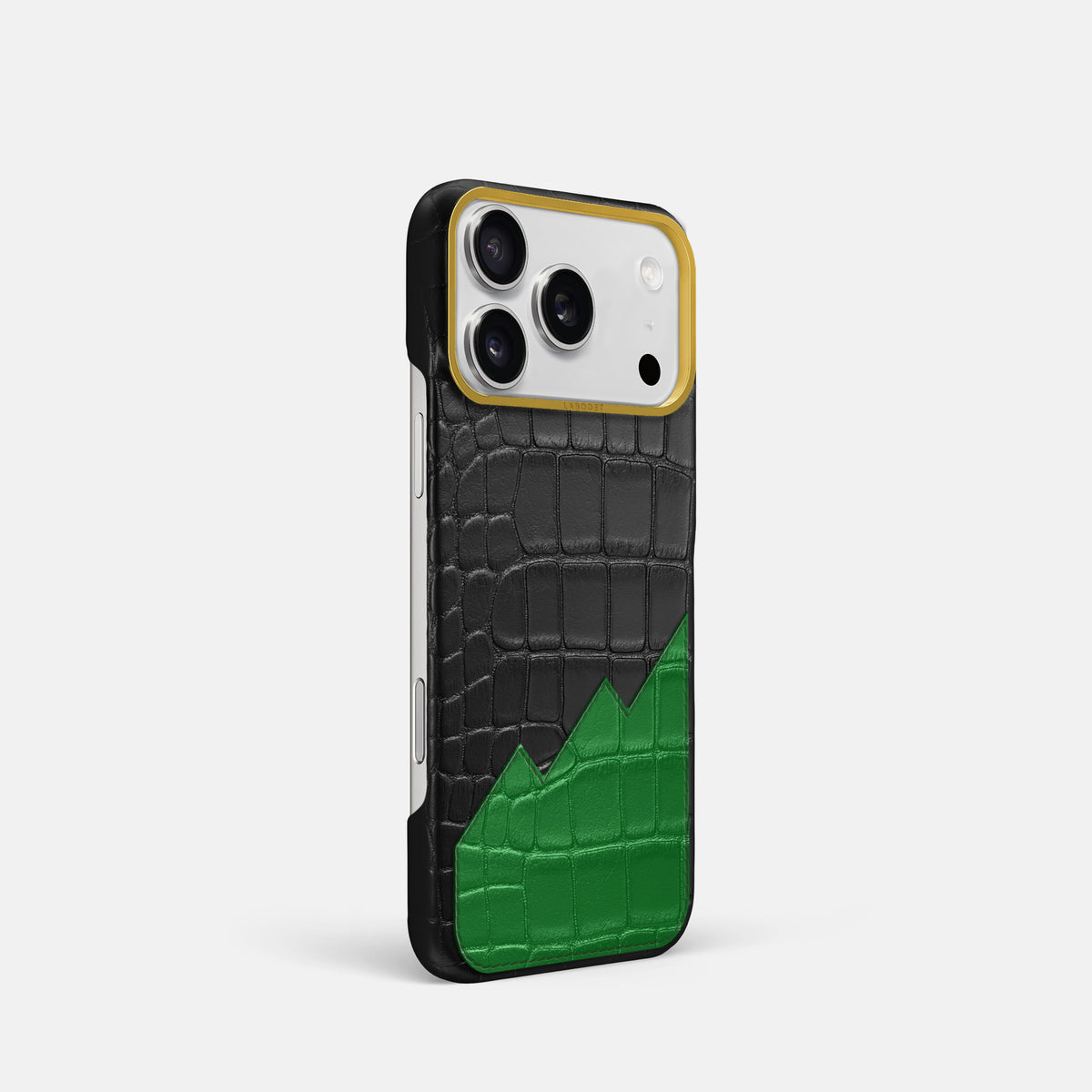 Classic Case With UpOnly For iPhone 17 Pro In Alligator -2 | Black-Gold