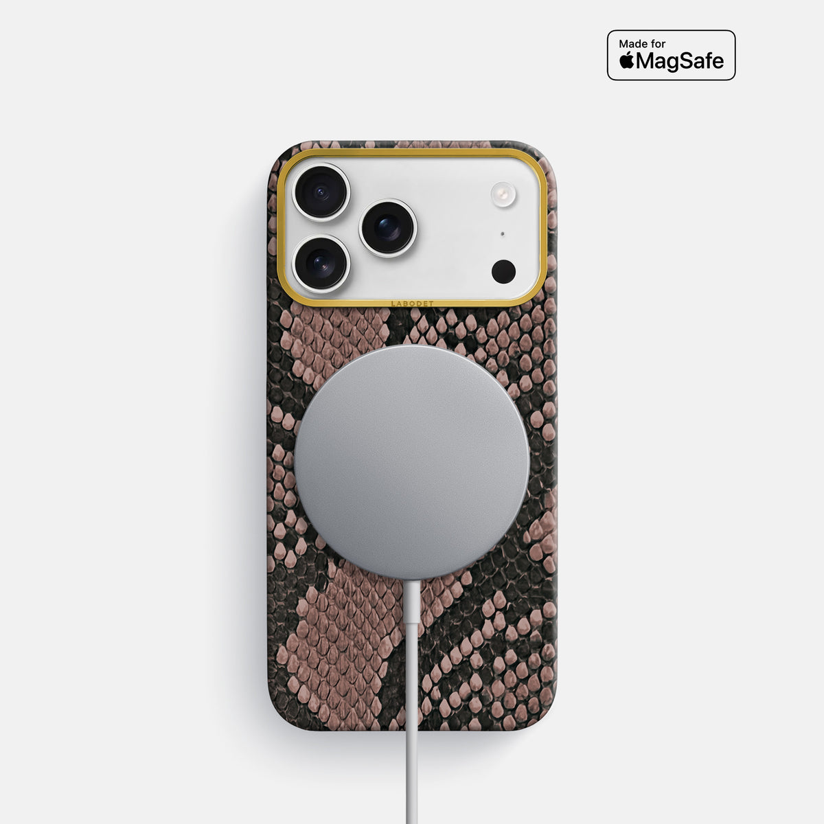 Classic Case For iPhone 17 Pro In Deluxe Python -5 | Mahogany-Brown-Gold