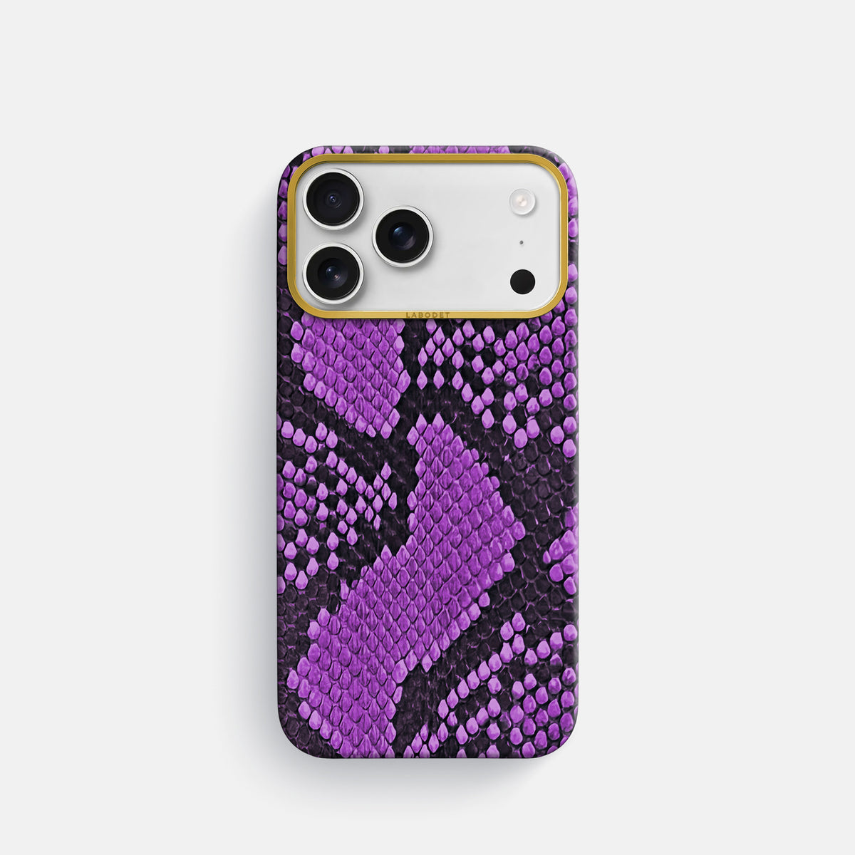 Classic Case For iPhone 17 Pro In Deluxe Python -1 | Purple-Gold