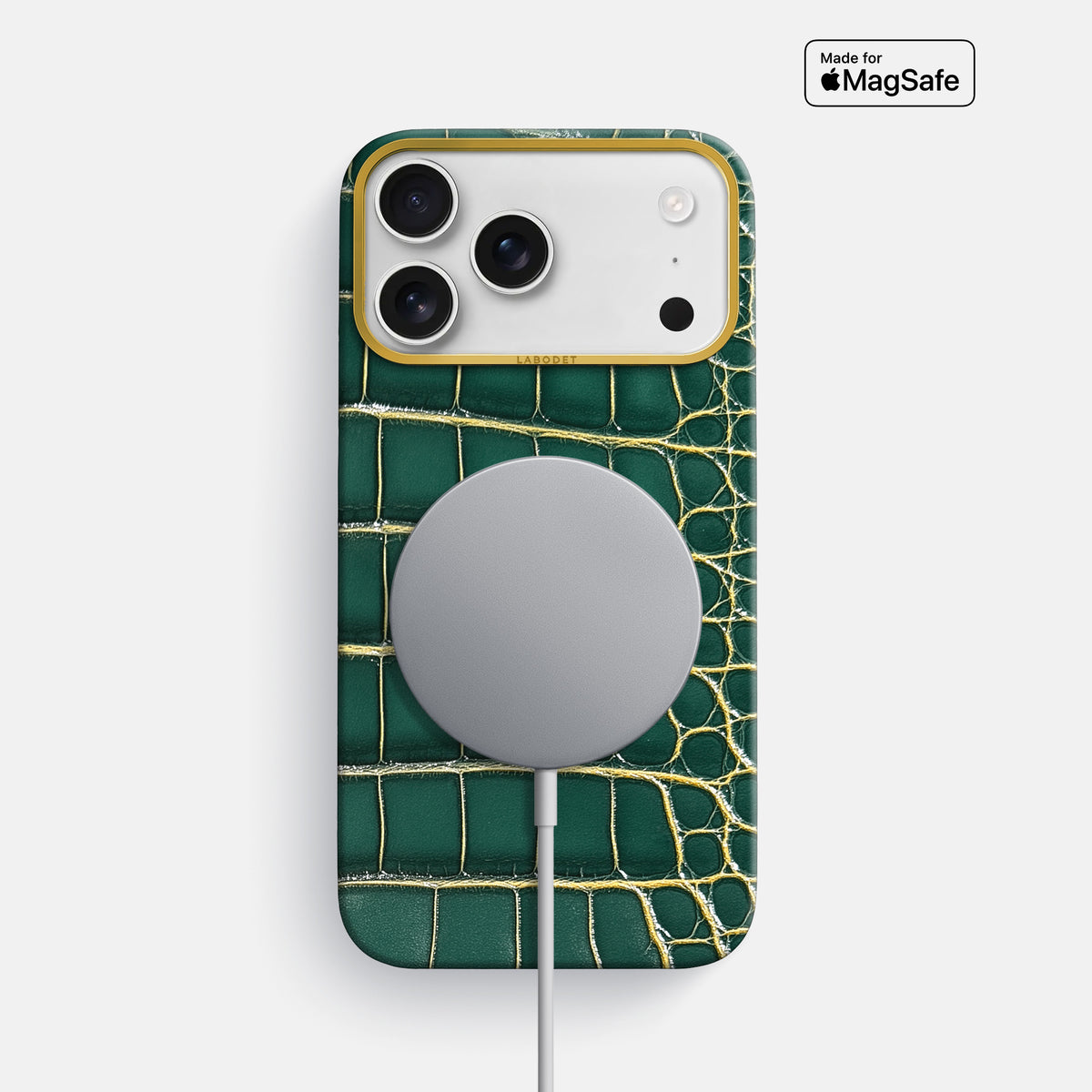 Classic Case For iPhone 17 Pro Max In Patina Alligator -5 | Cambridge-Gold