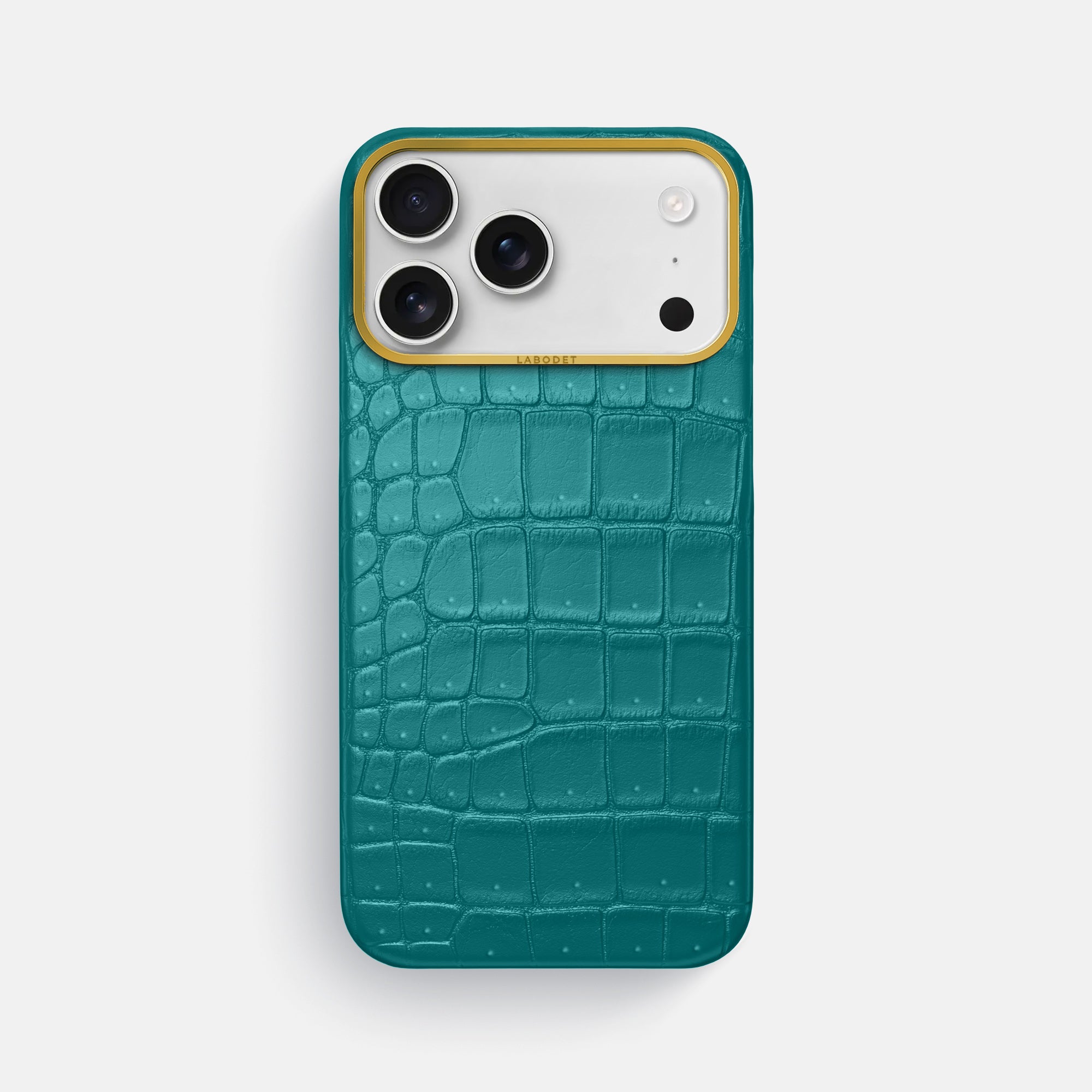 Classic Case For iPhone 17 Pro Max In Porosus Crocodile · Labodet