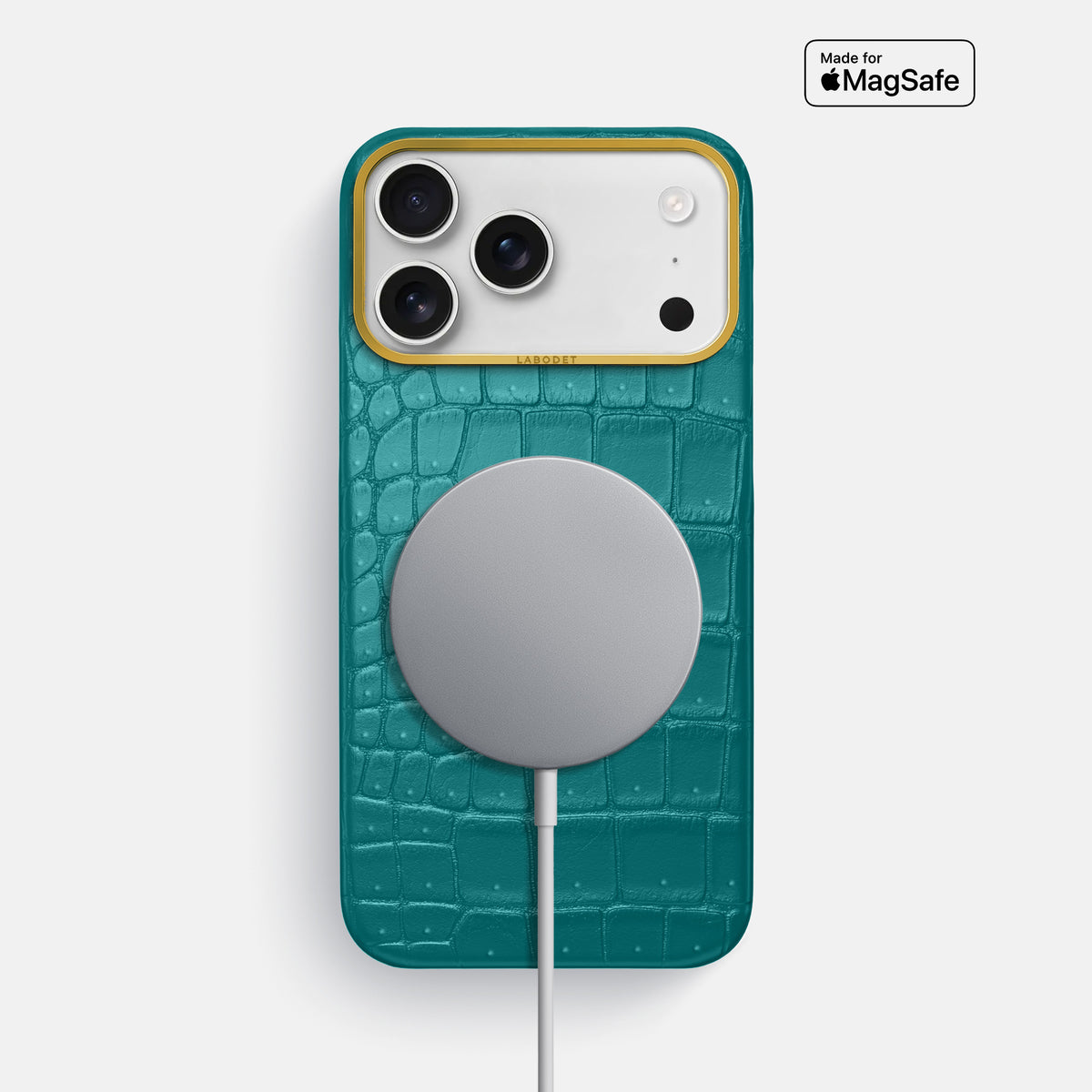 Classic Case For iPhone 17 Pro Max In Porosus Crocodile -5 | Celadon-Gold