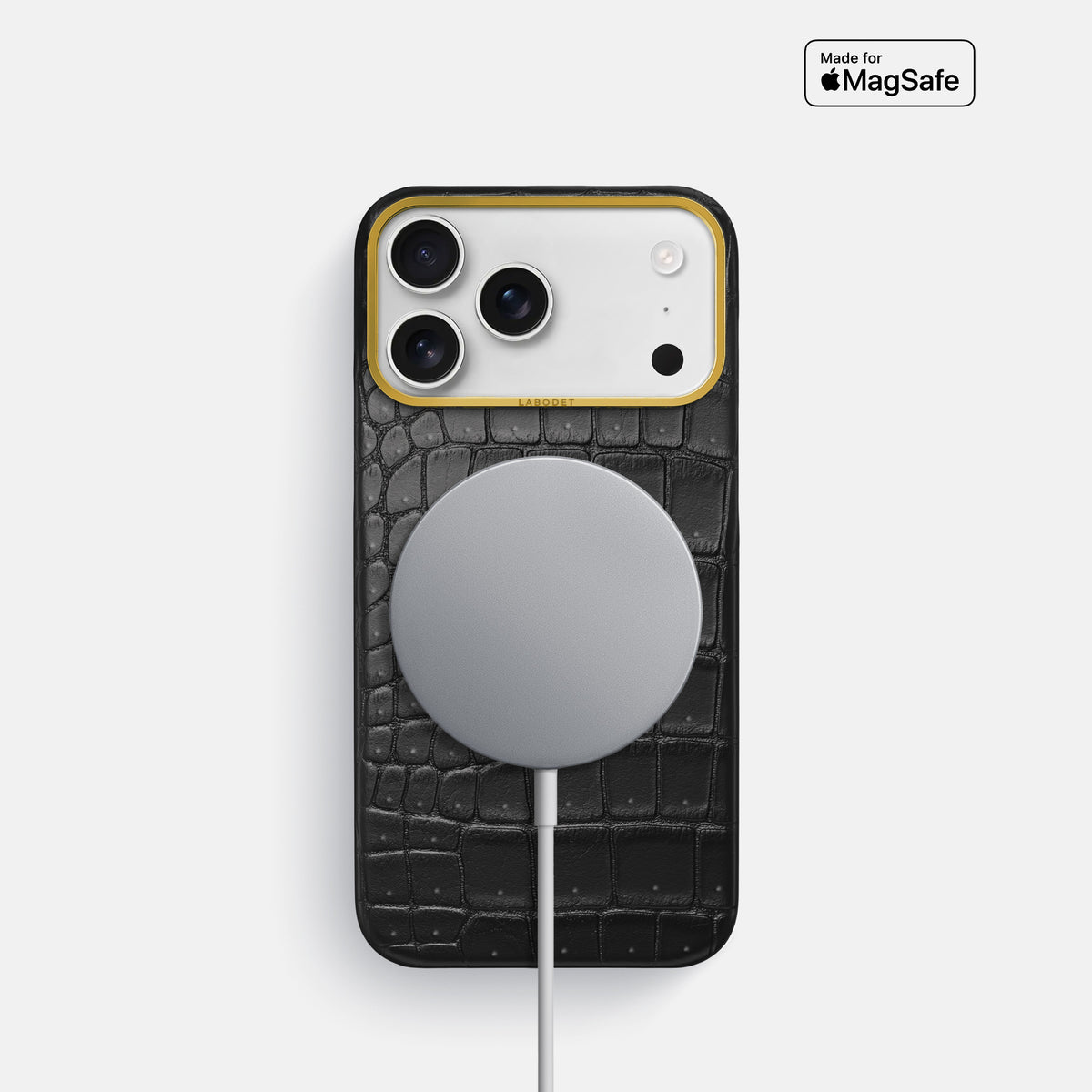 Classic Case For iPhone 17 Pro In Porosus Crocodile -5 | Black-Gold