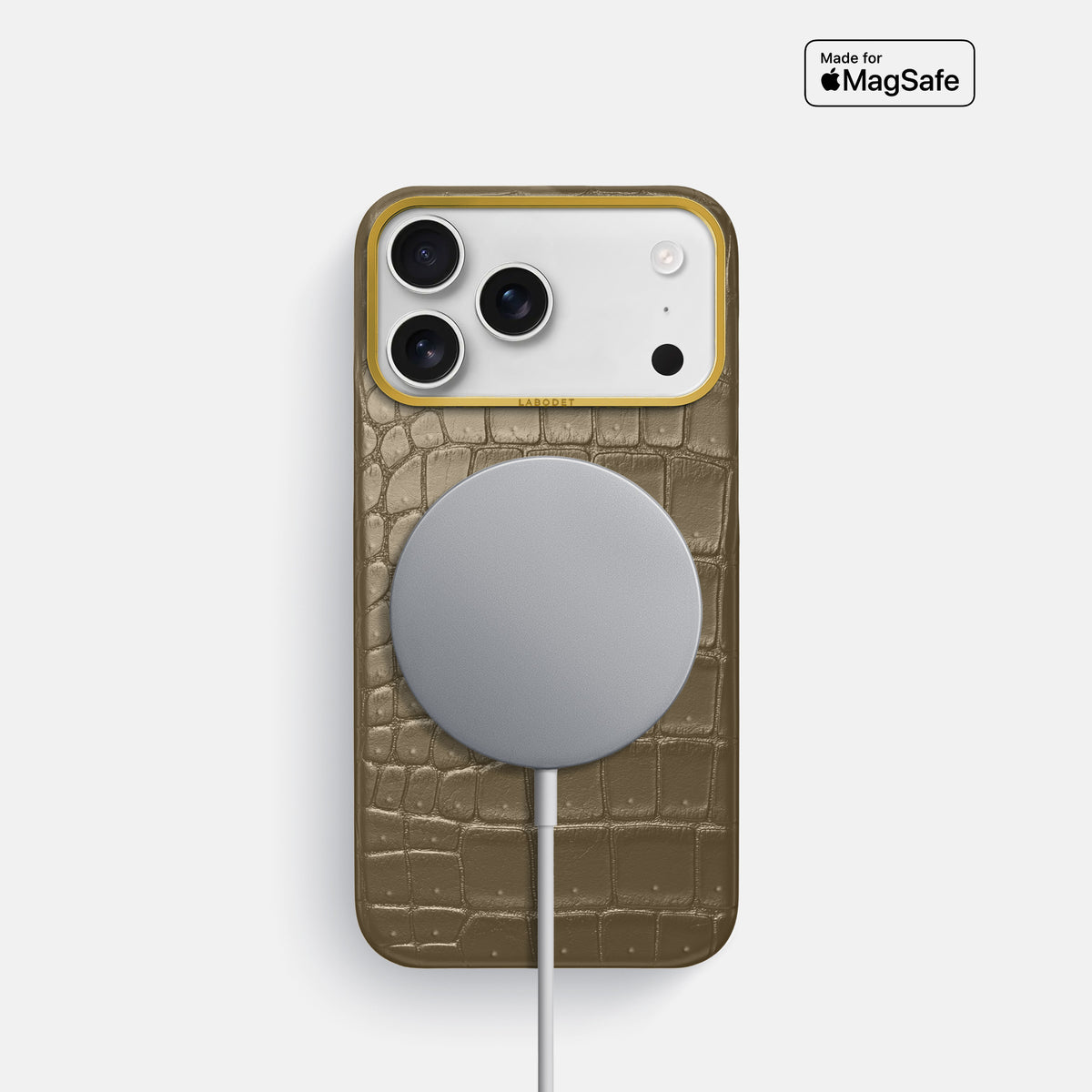 Classic Case For iPhone 17 Pro In Porosus Crocodile -5 | Kaki-Green-Gold