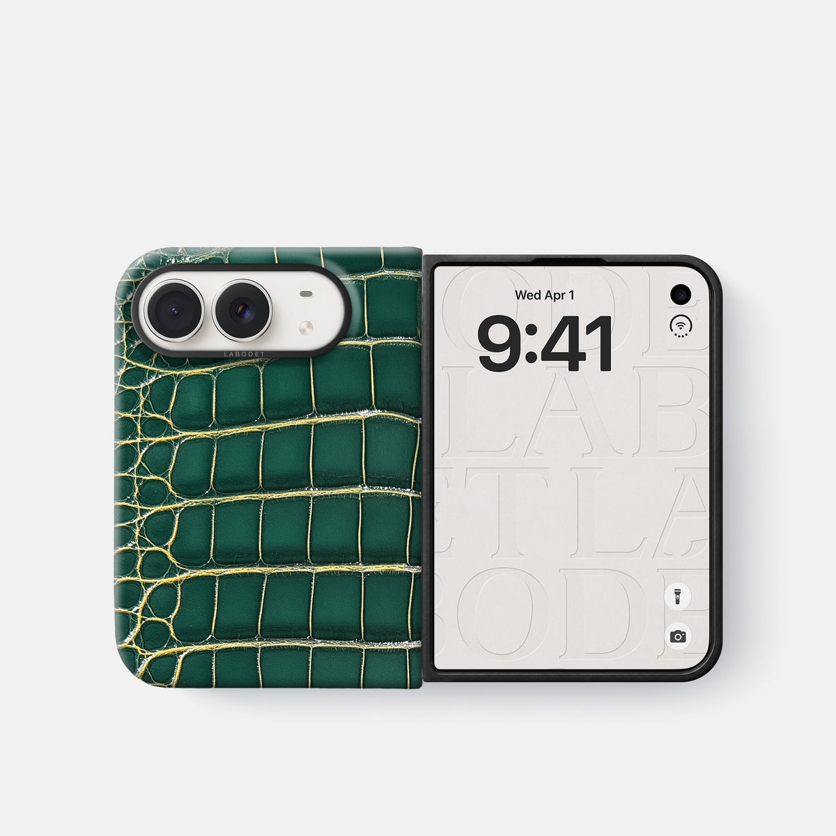 Classic Case For iPhone Duo In Patina Alligator -2 | Cambridge-Black