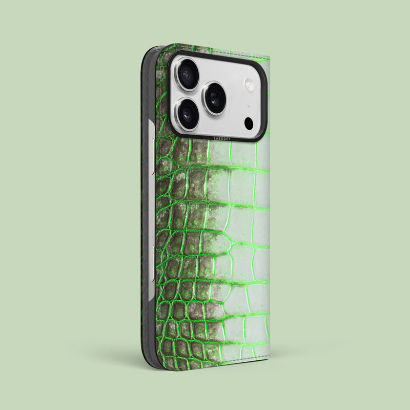 Hulk iPhone 17 Pro Max Folio Case 1/1 Himalayan Crocodile with Black Metal -1 | Hulk-Black