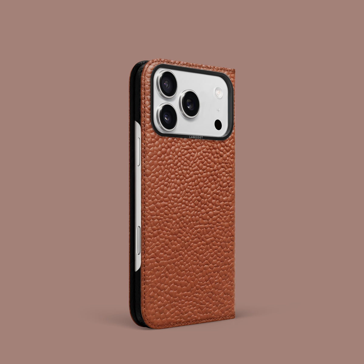 Folio Case For iPhone 17 Pro In Calf -1 | Basketball-Black
