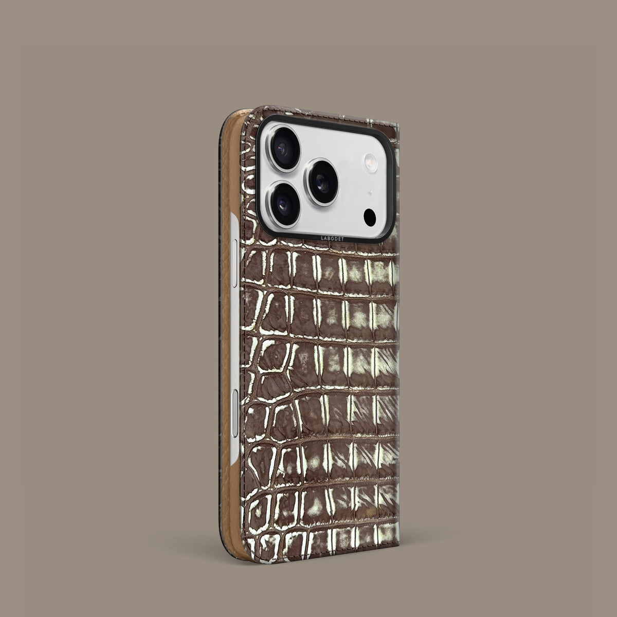 Ivory-Chocolate iPhone 18 Pro Folio Case 1/1 Alligator with Black Metal -1 | Ivory-Chocolate-Black