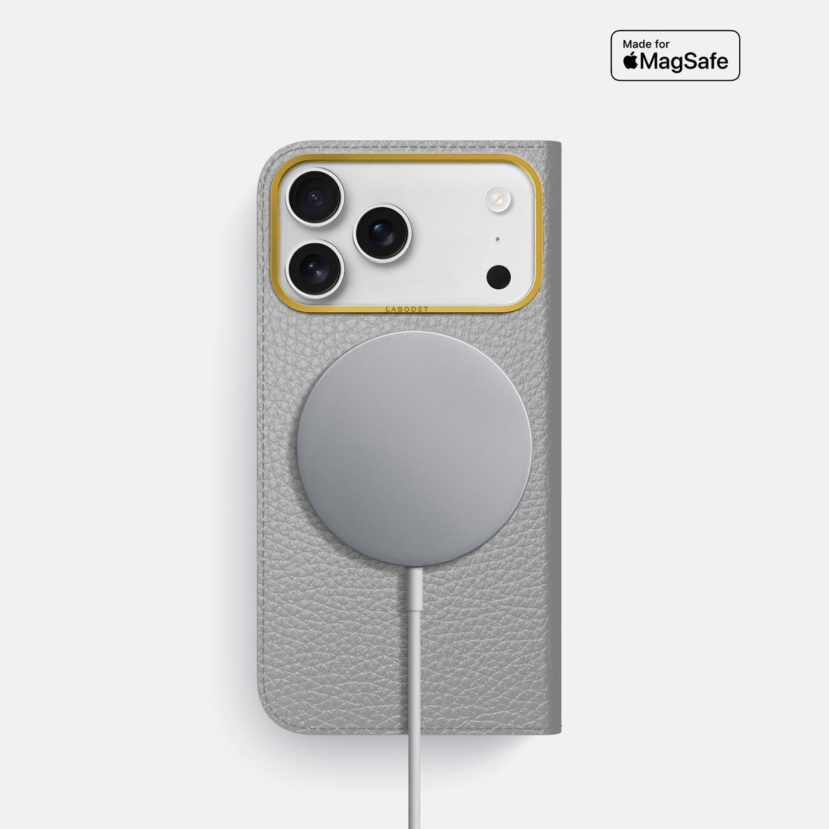 Folio Case For iPhone 17 Pro In Calf -3 | Nuage-Gold