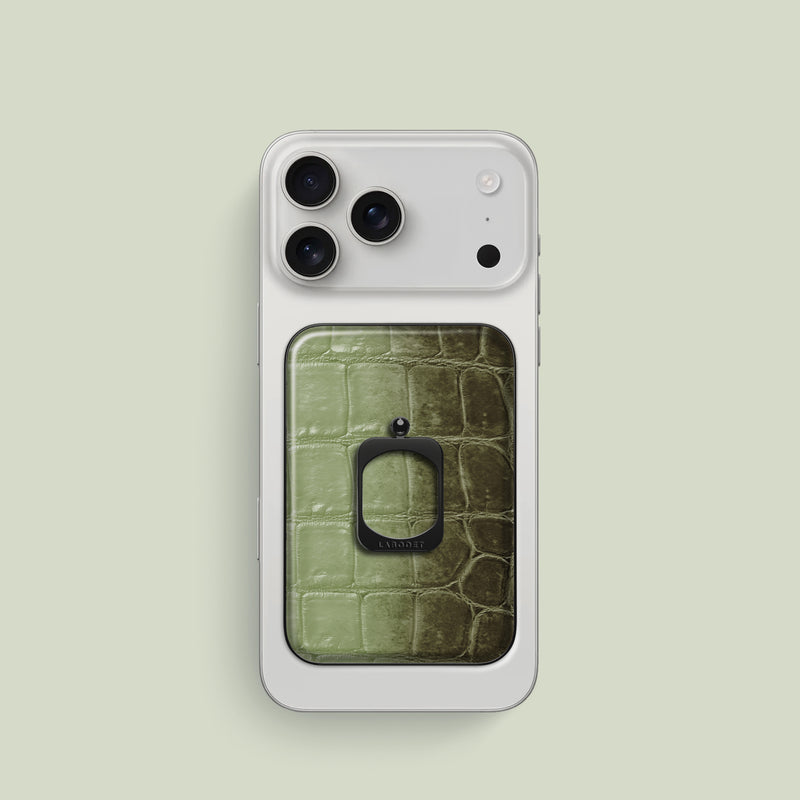 MagSafe Ring Celadon Green For iPhone 17 Pro In Himalayan Crocodile with Black Metal -1 | Celadon-Green-Black