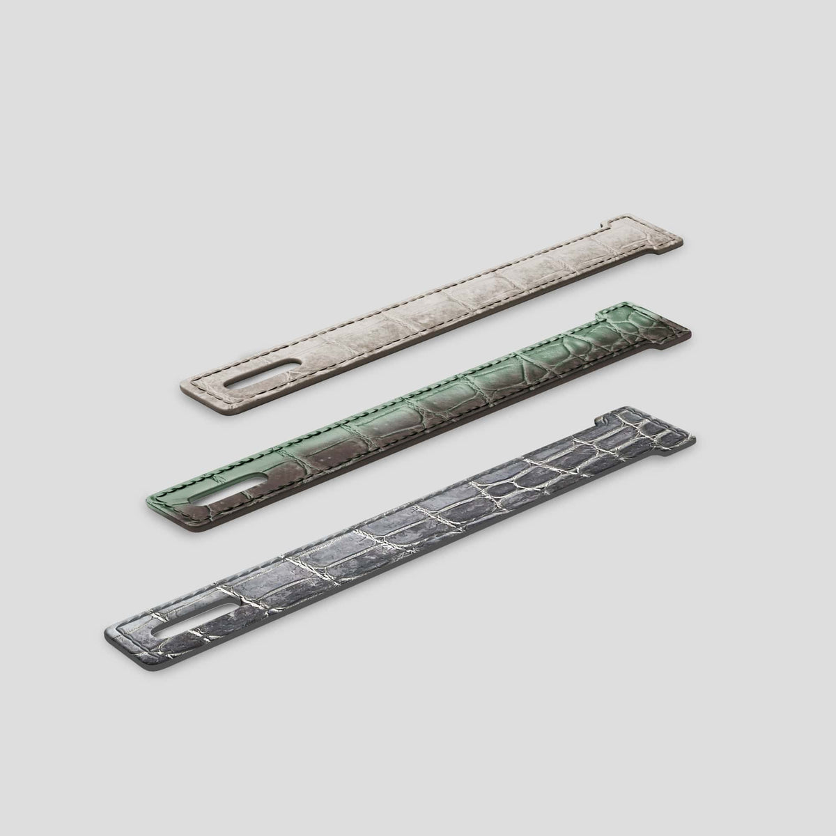Silver iPhone 15 Pro Additional Strap Himalayan Crocodile -3 | Silver